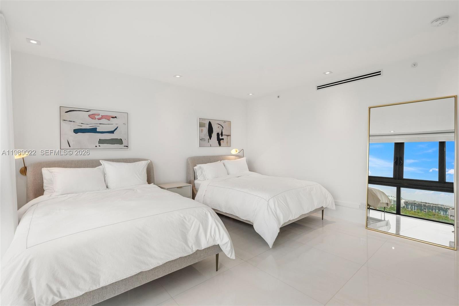 9999 Collins Ave #11J Bal Harbour, FL 33154