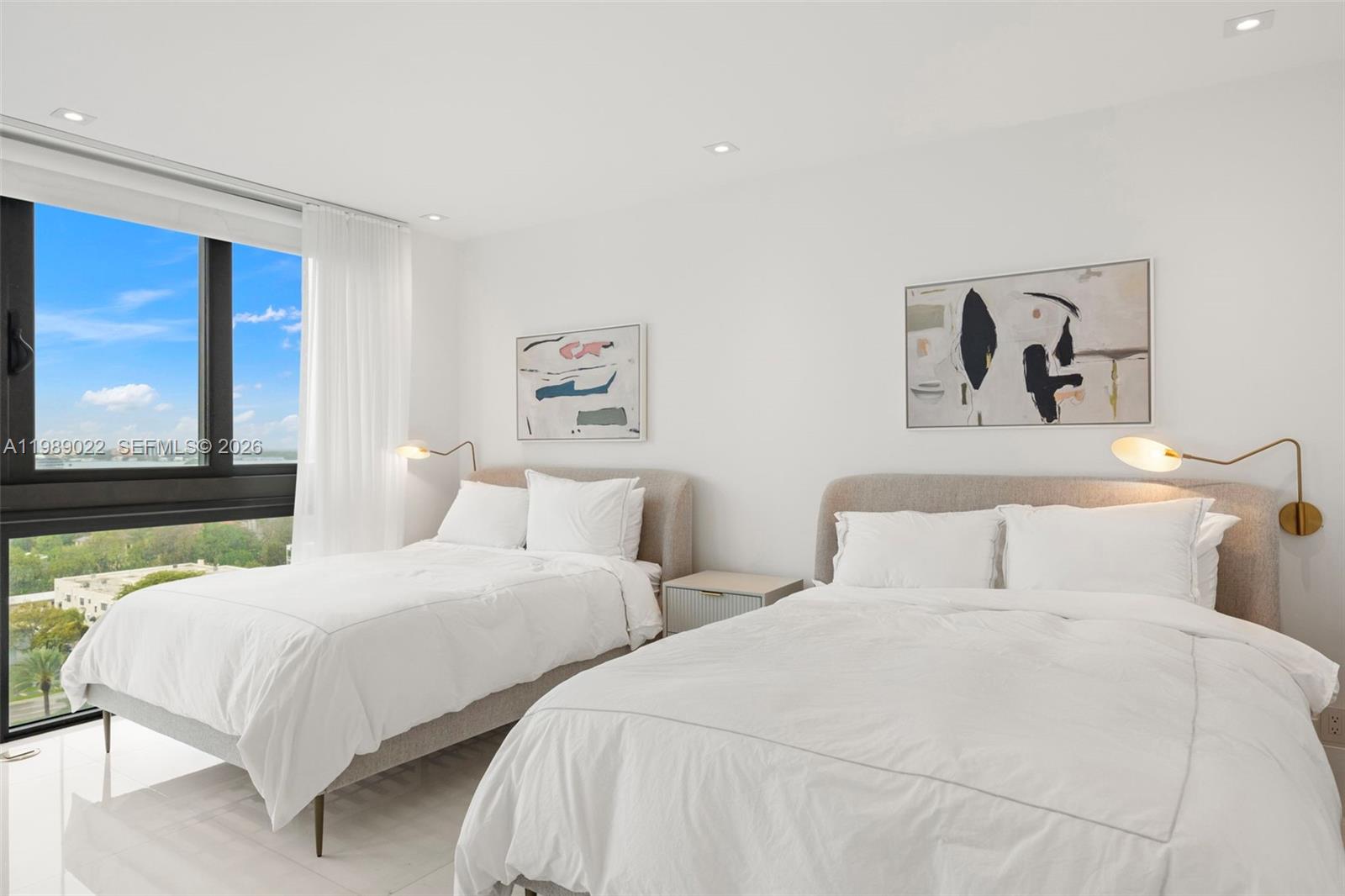 9999 Collins Ave #11J Bal Harbour, FL 33154