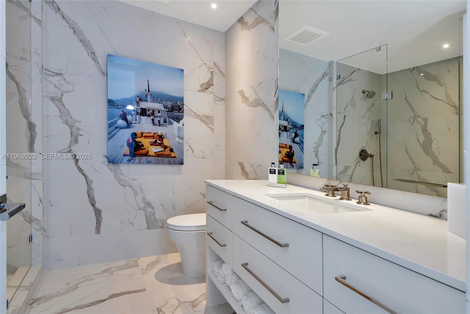 100 S Pointe Dr #708 Miami Beach, FL 33139