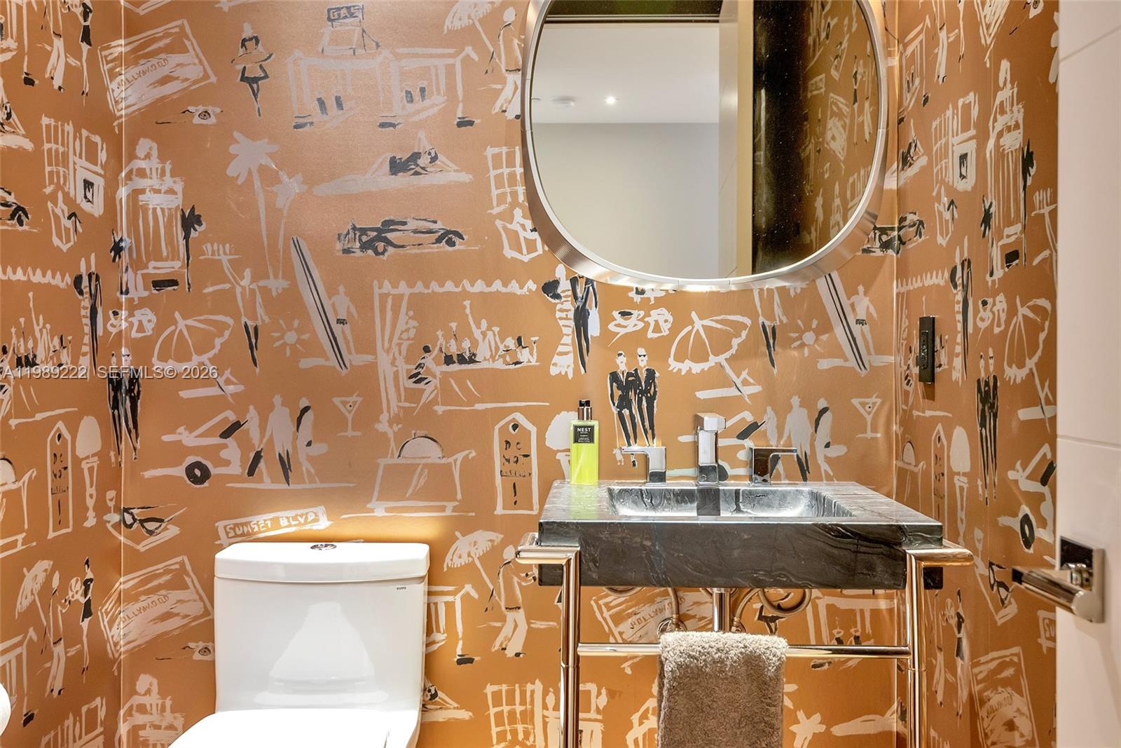 100 S Pointe Dr #708 Miami Beach, FL 33139