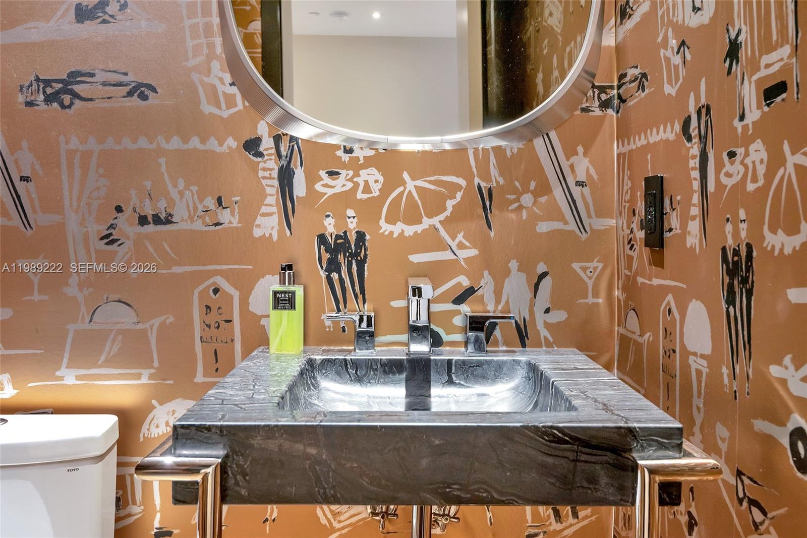 100 S Pointe Dr #708 Miami Beach, FL 33139