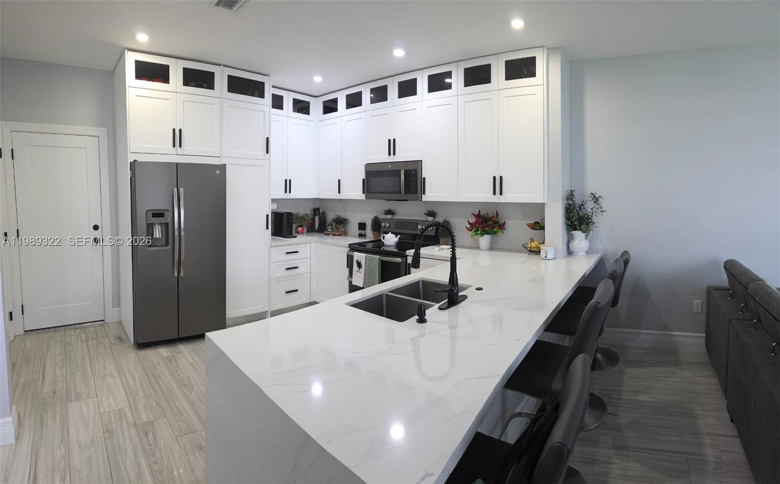 680 NW 159th Ave Pembroke Pines, FL 33028