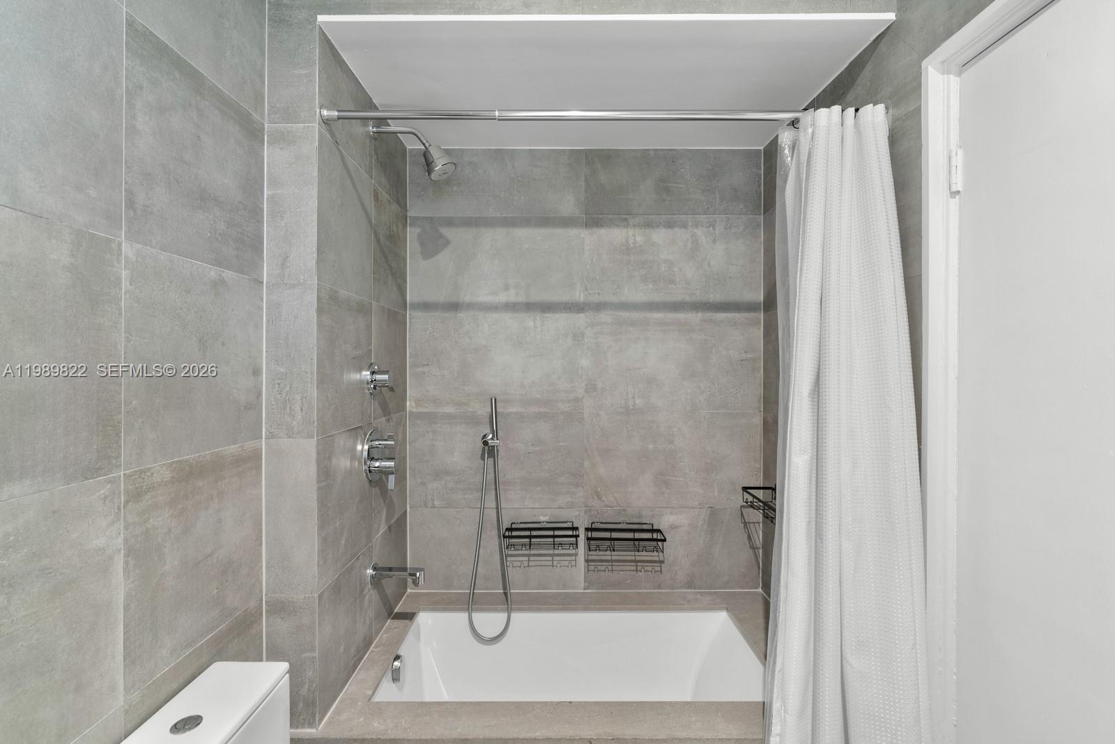 1310 Flamingo Way Miami Beach, FL 33139