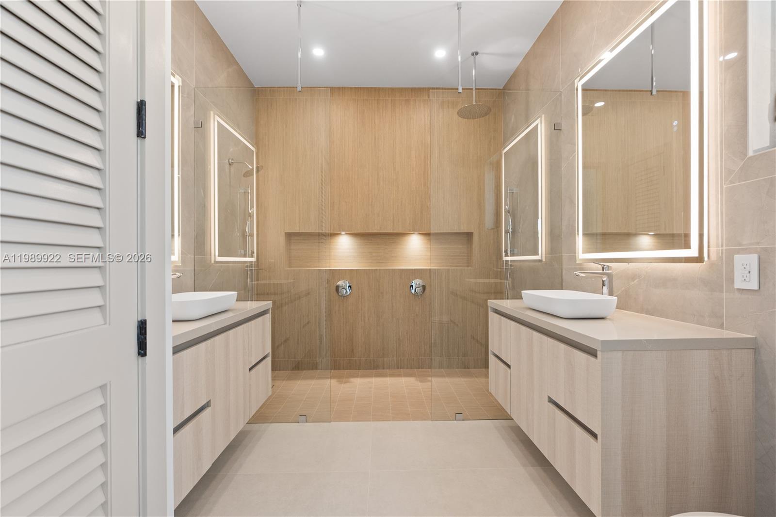 6221 SW 60th St South Miami, FL 33143