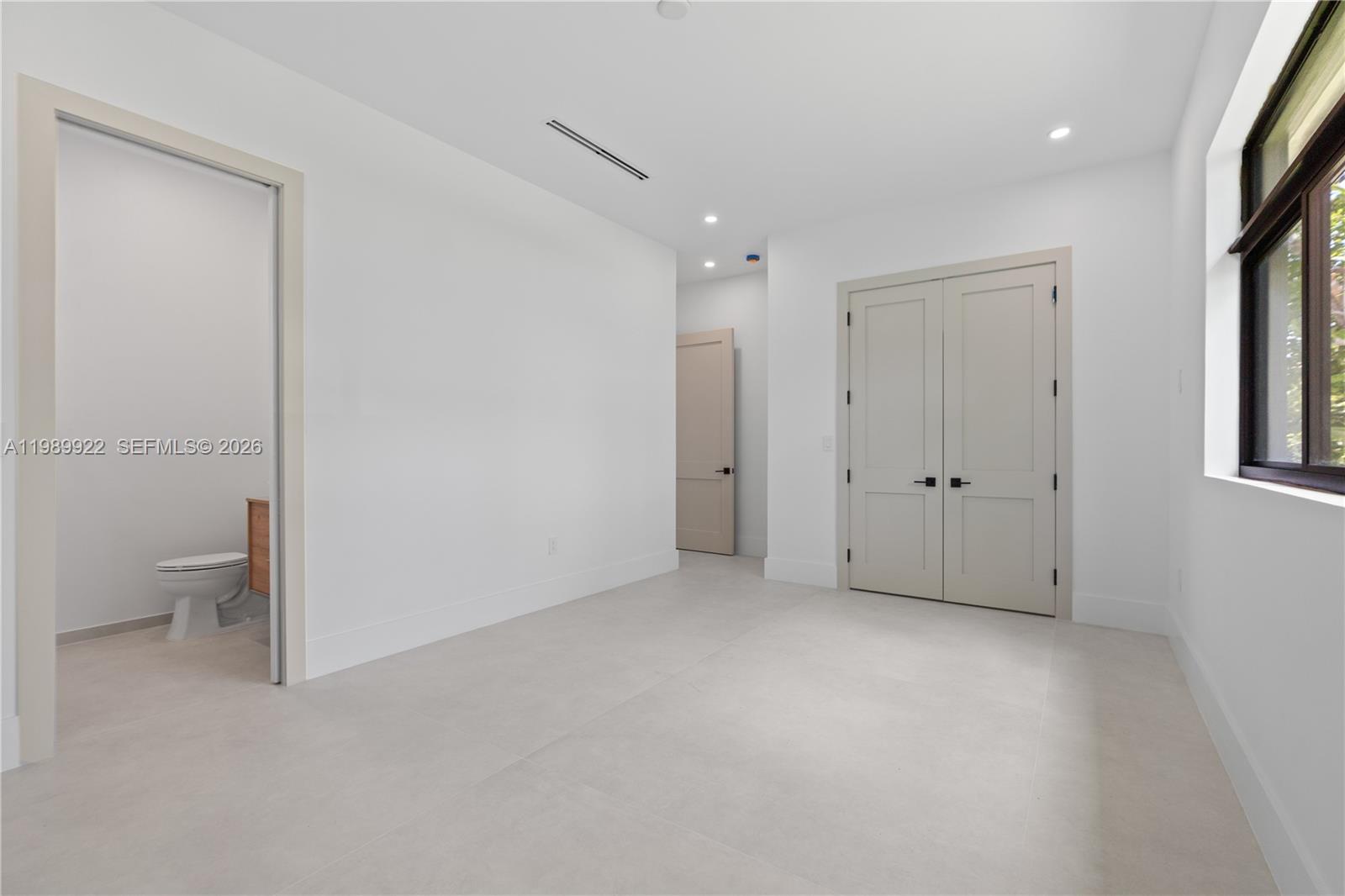 6221 SW 60th St South Miami, FL 33143