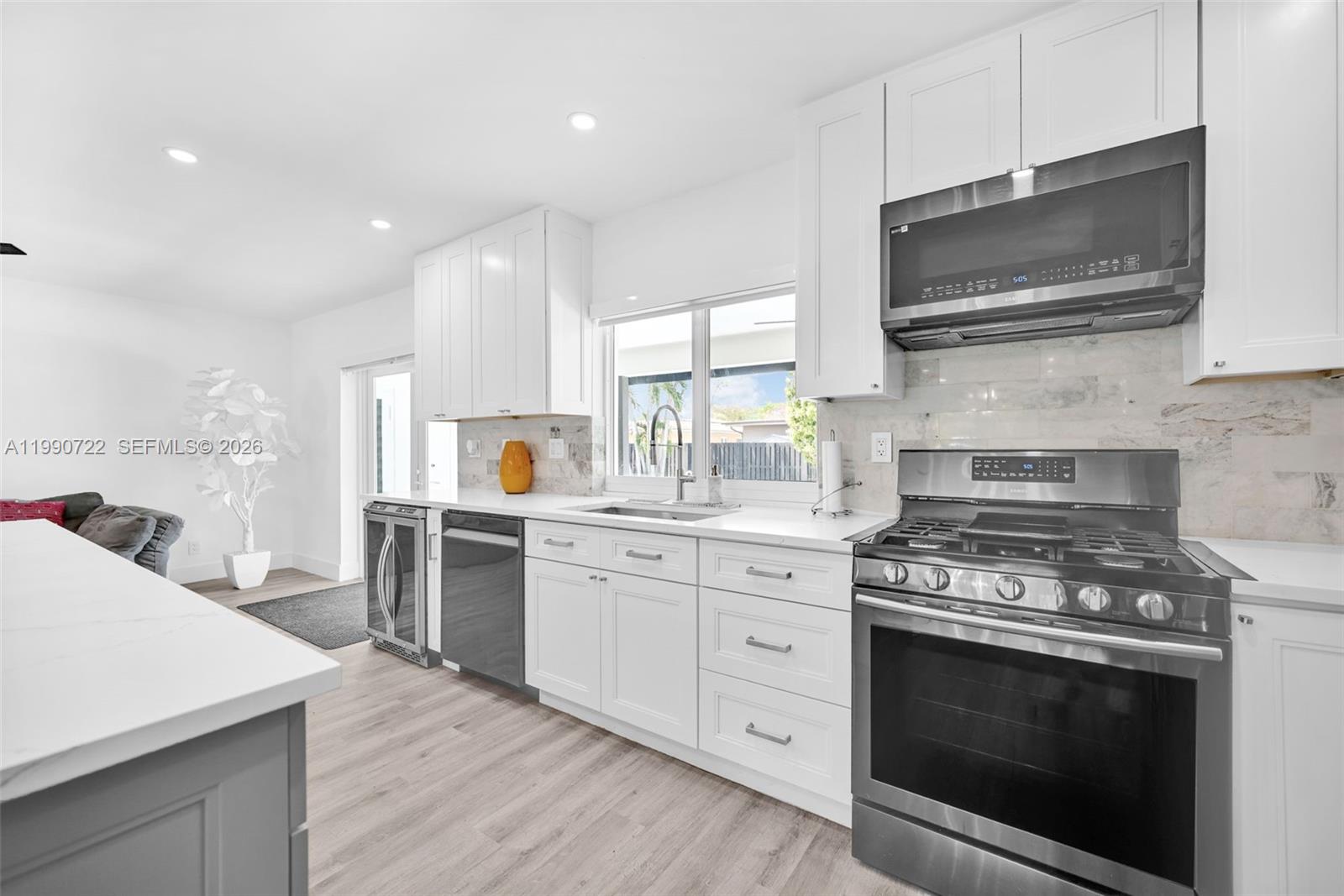 Undisclosed Address Plantation, FL 33313