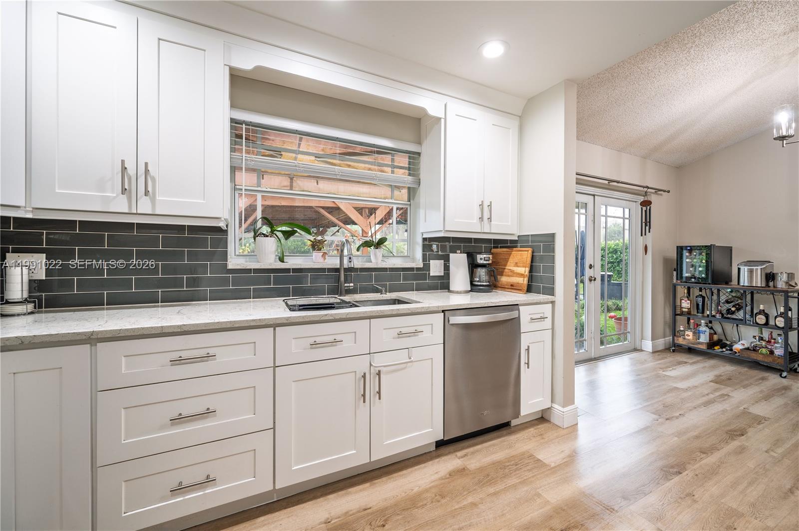 401 NW 83rd Way Pembroke Pines, FL 33024