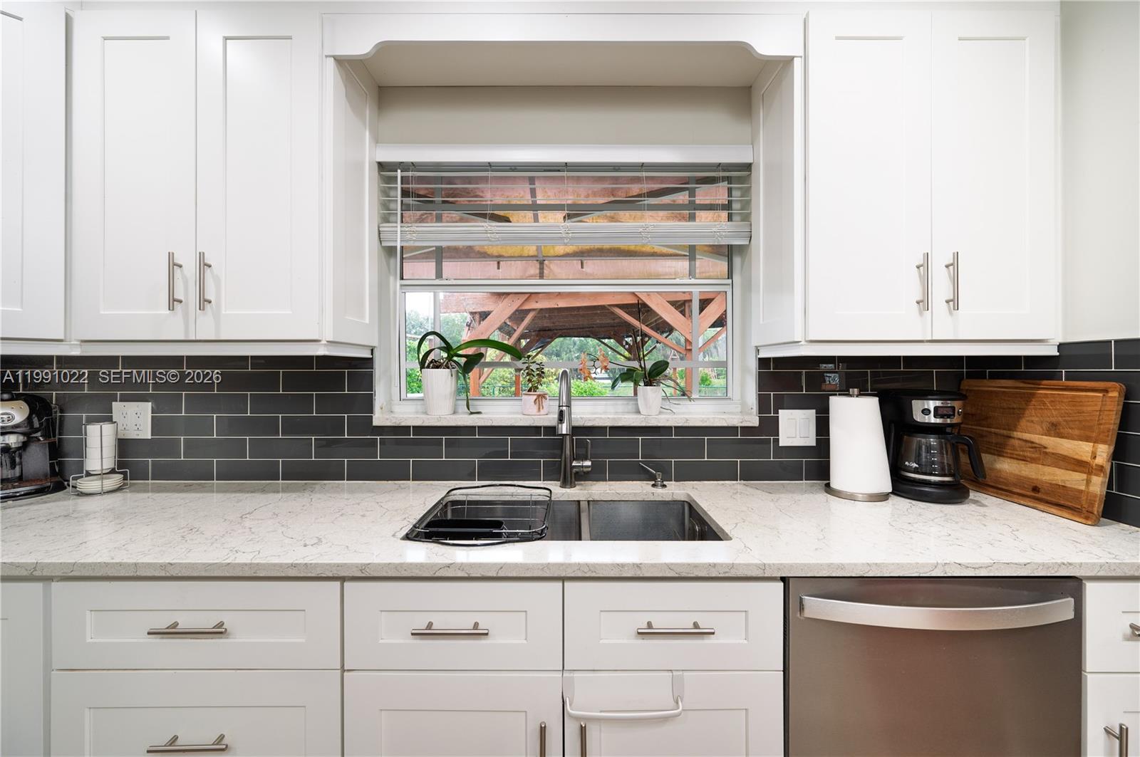 401 NW 83rd Way Pembroke Pines, FL 33024