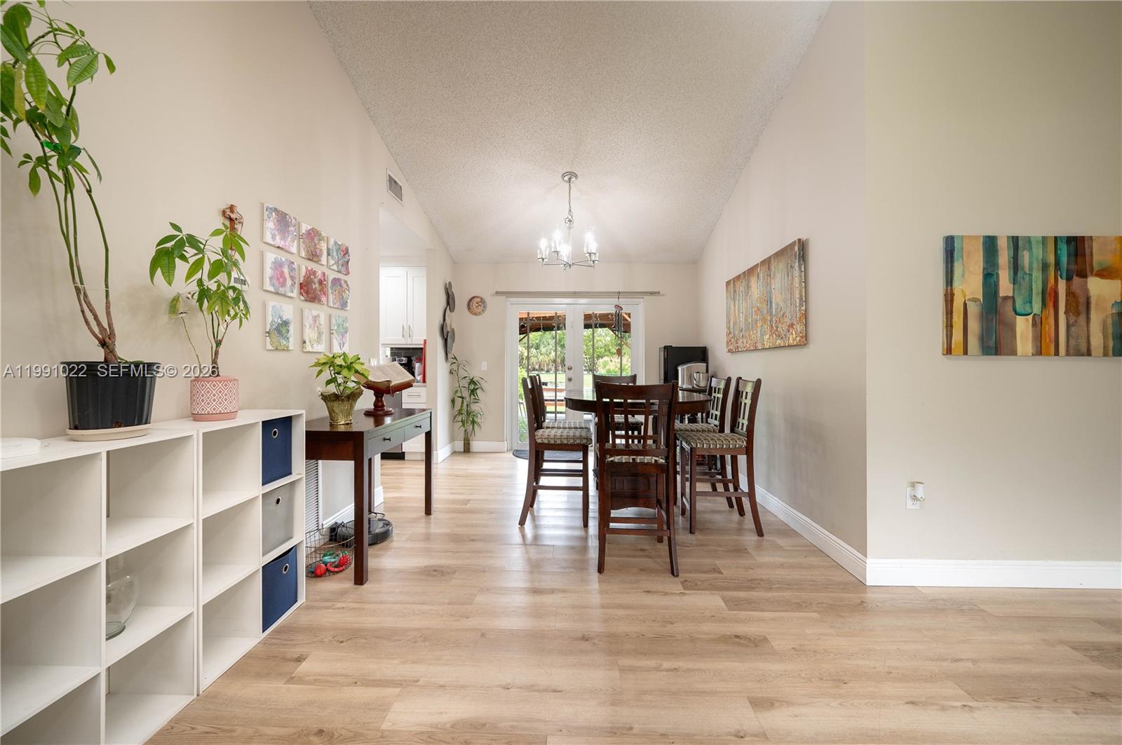 401 NW 83rd Way Pembroke Pines, FL 33024