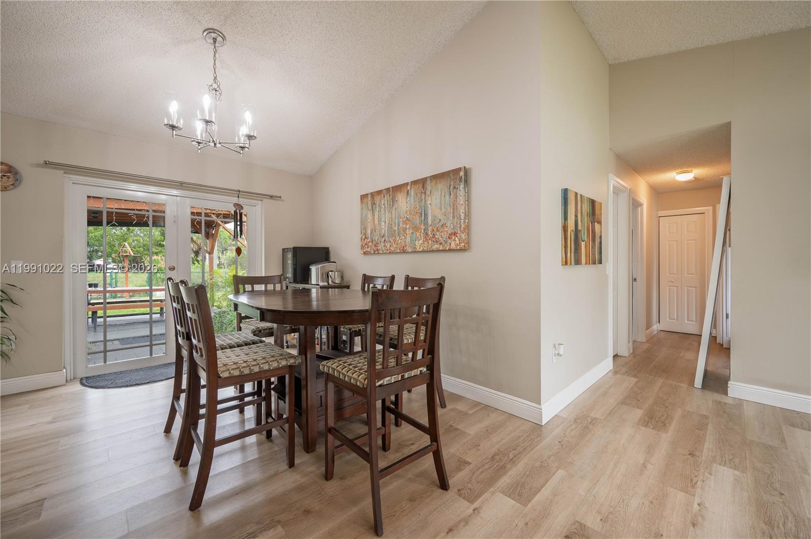 401 NW 83rd Way Pembroke Pines, FL 33024