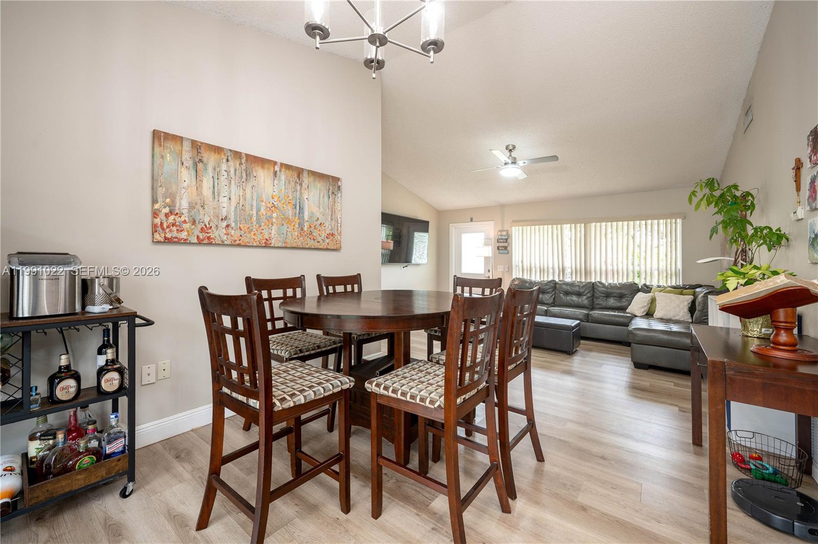 401 NW 83rd Way Pembroke Pines, FL 33024