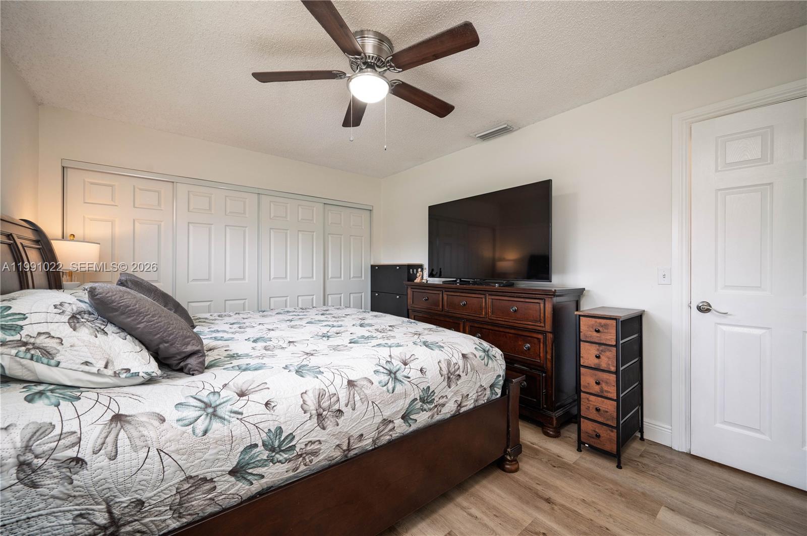 401 NW 83rd Way Pembroke Pines, FL 33024