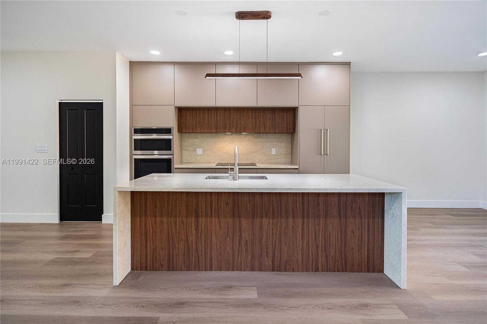 283 NW 52th St #283 Miami, FL 33127