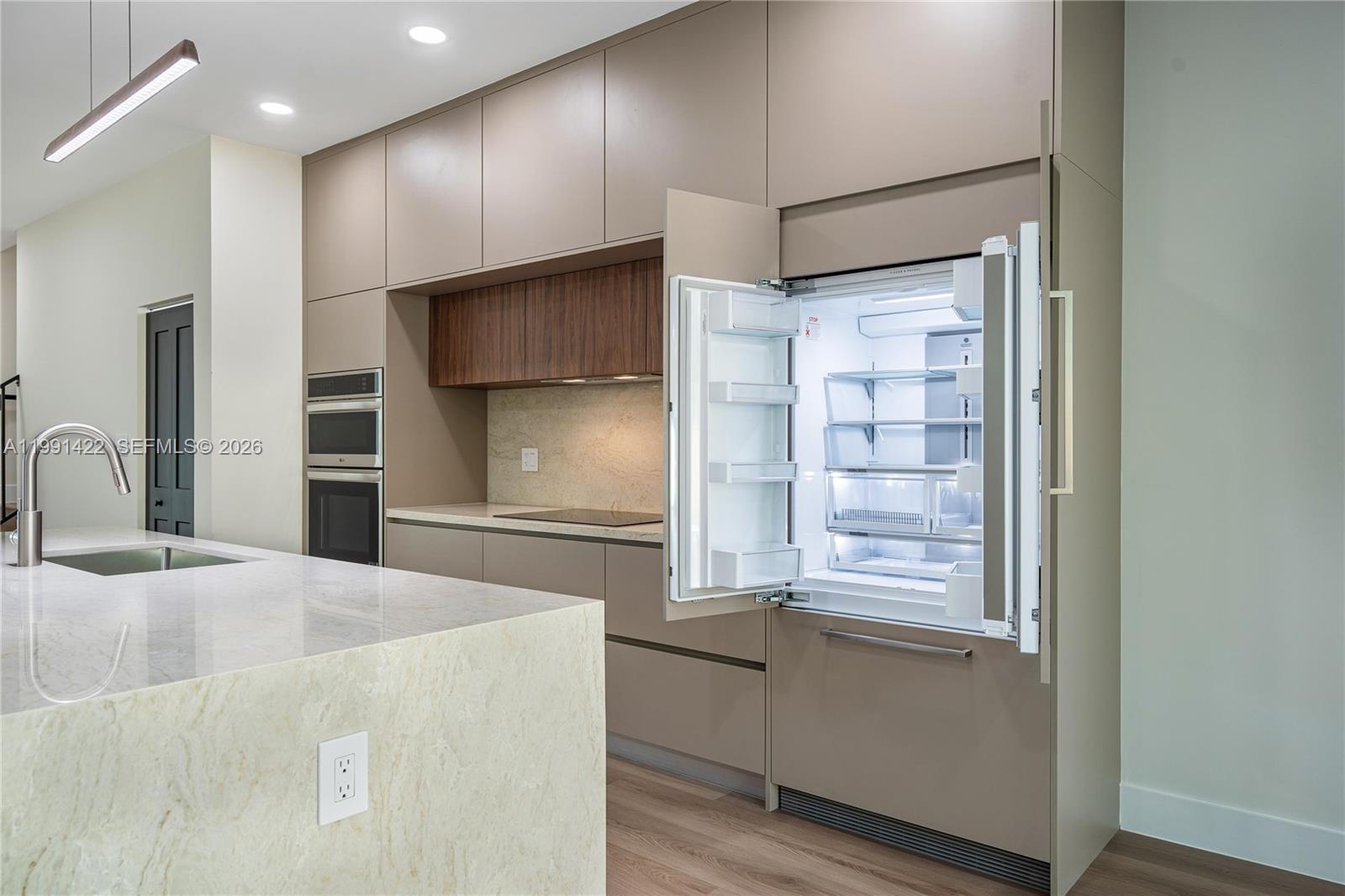 283 NW 52th St #283 Miami, FL 33127