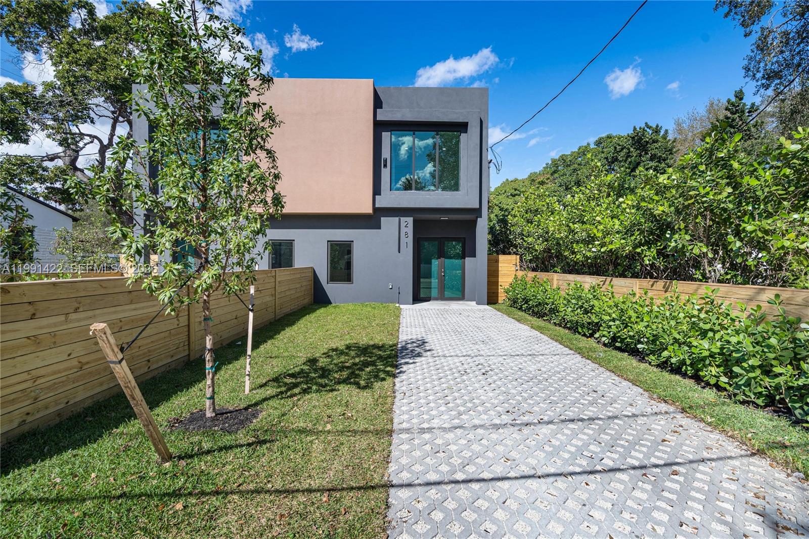 283 NW 52th St #283 Miami, FL 33127