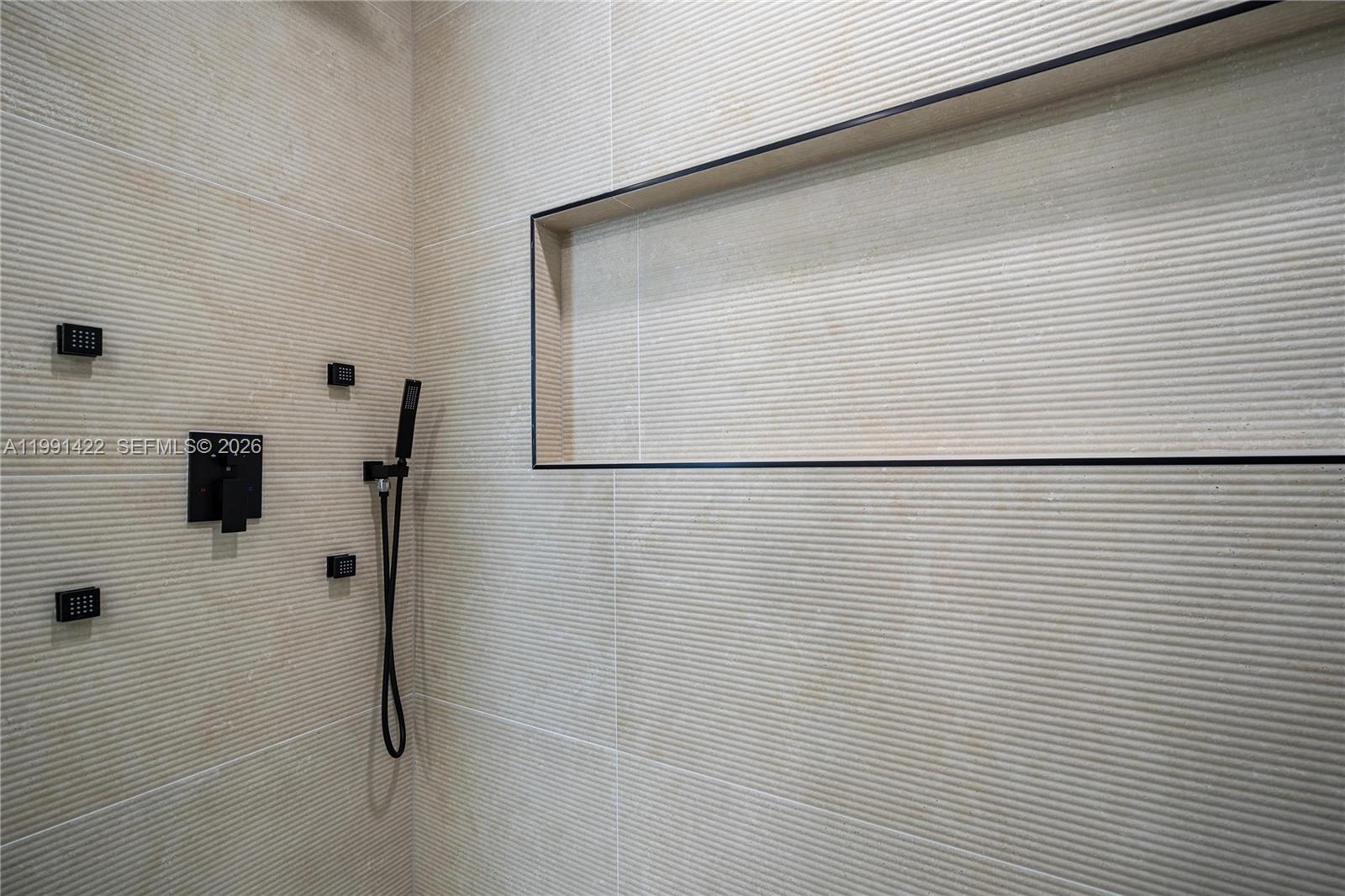 283 NW 52th St #283 Miami, FL 33127