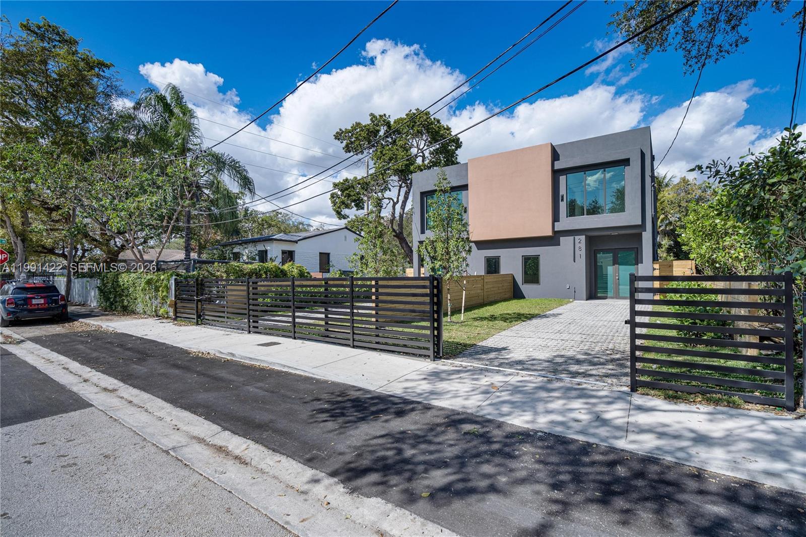 283 NW 52th St #283 Miami, FL 33127