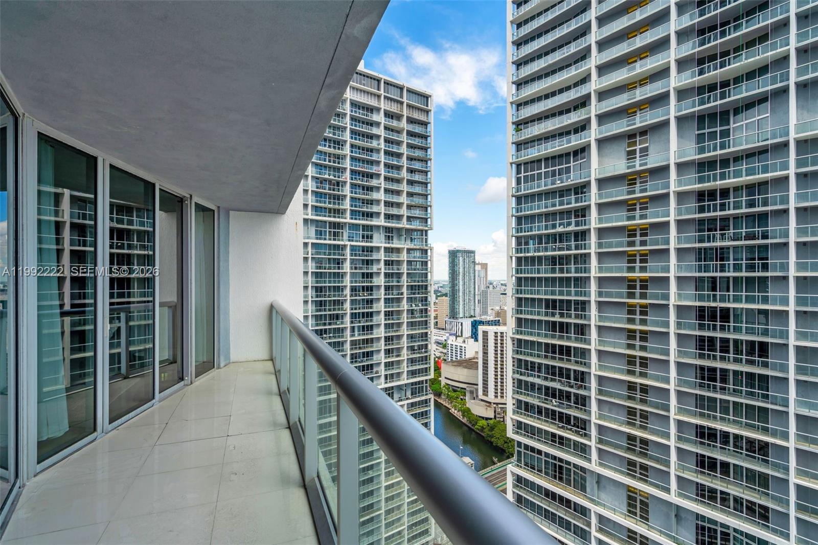 495 Brickell Ave #3708 Miami, FL 33131