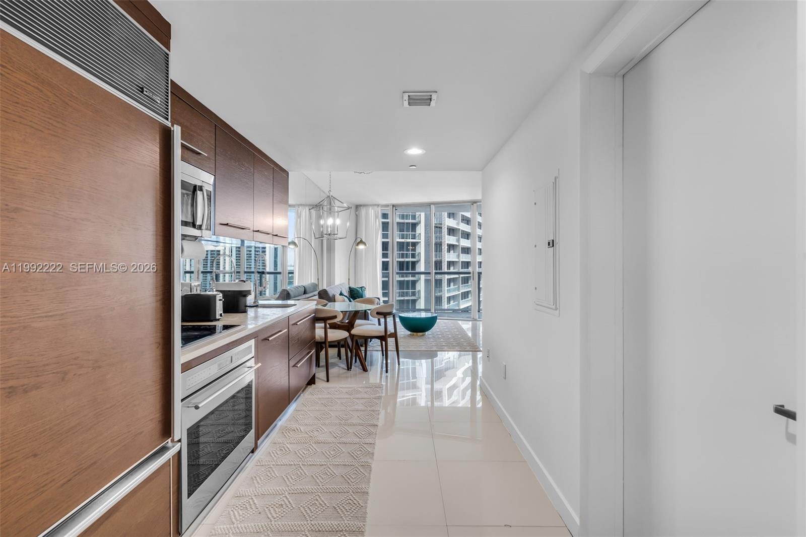 495 Brickell Ave #3708 Miami, FL 33131