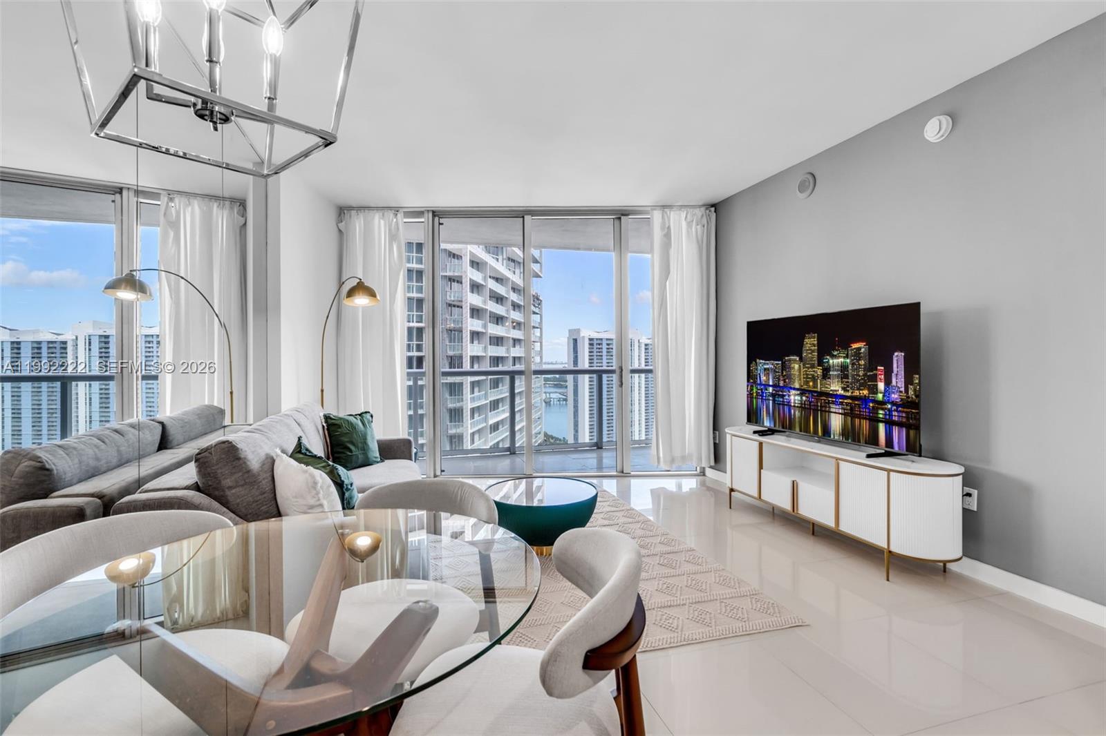 495 Brickell Ave #3708 Miami, FL 33131