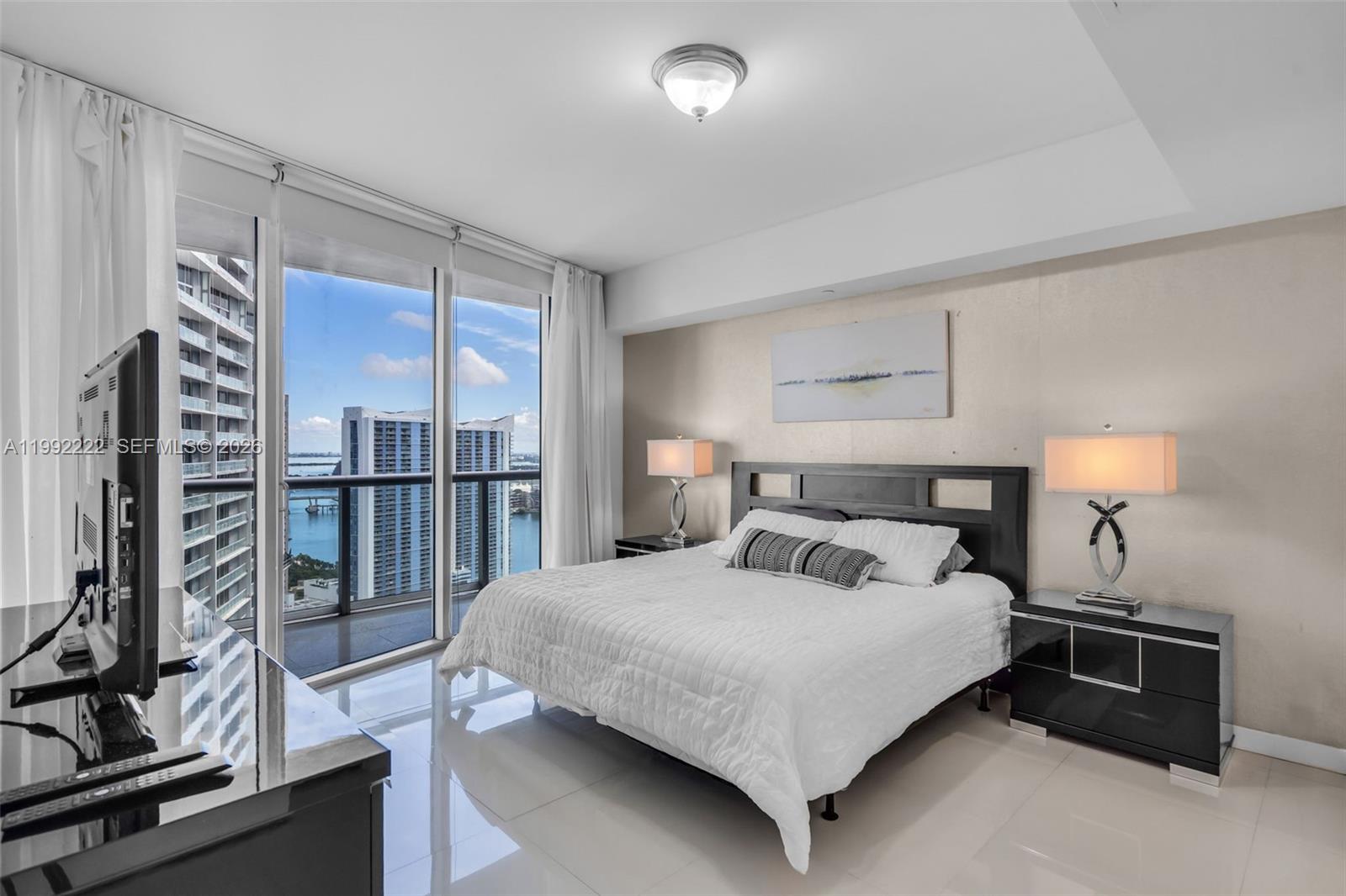 495 Brickell Ave #3708 Miami, FL 33131