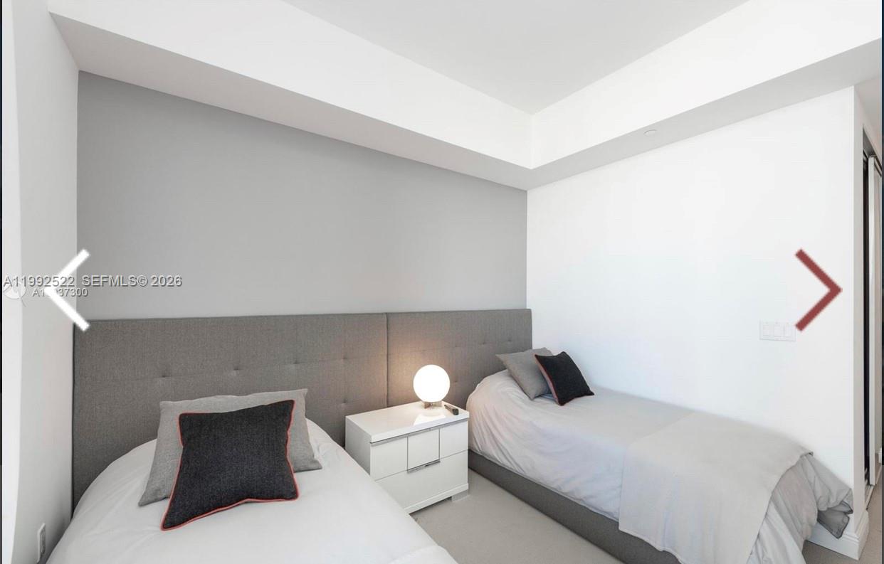 image Trump Tower I17