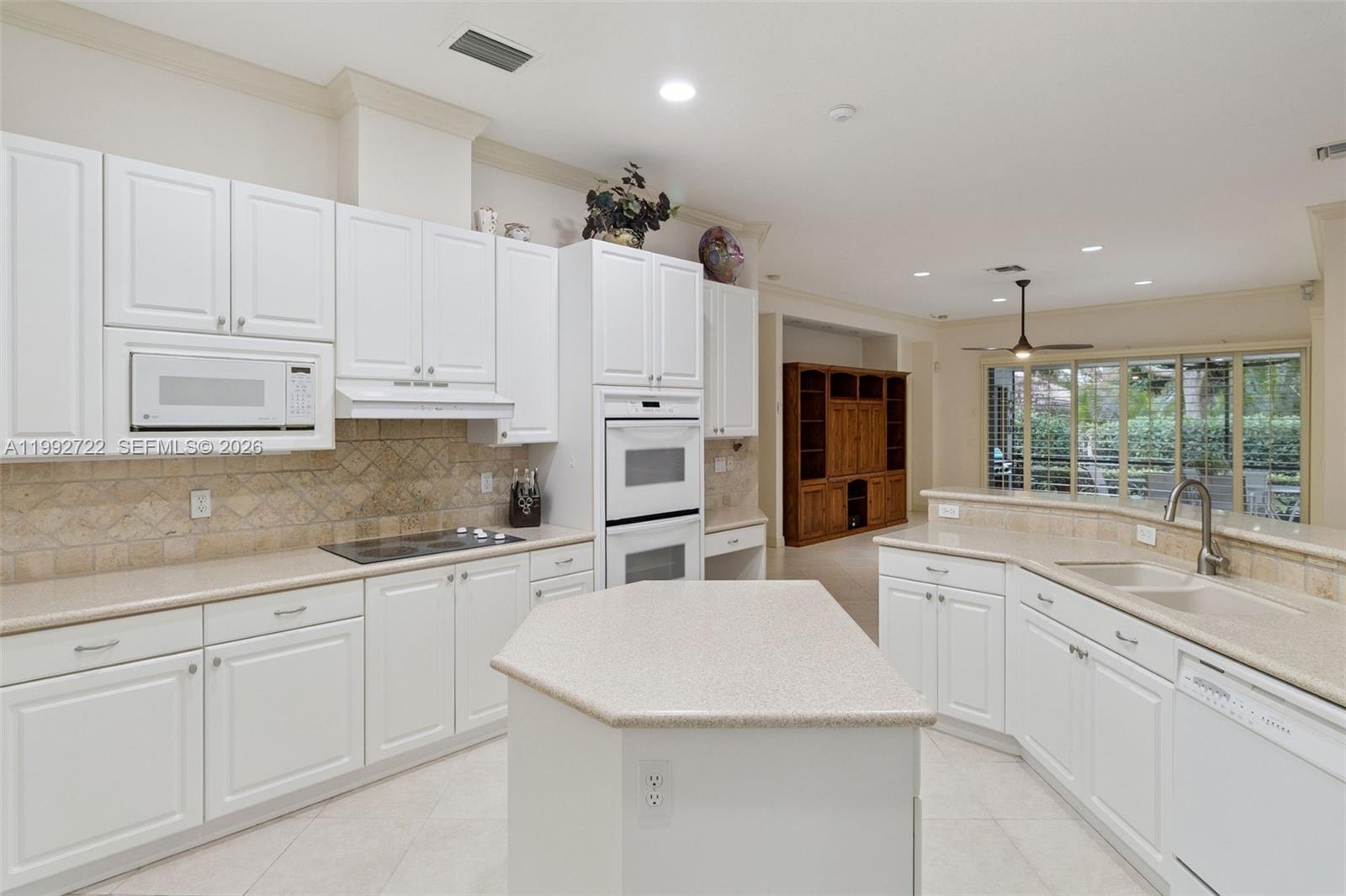 Undisclosed Address Jupiter, FL 33458