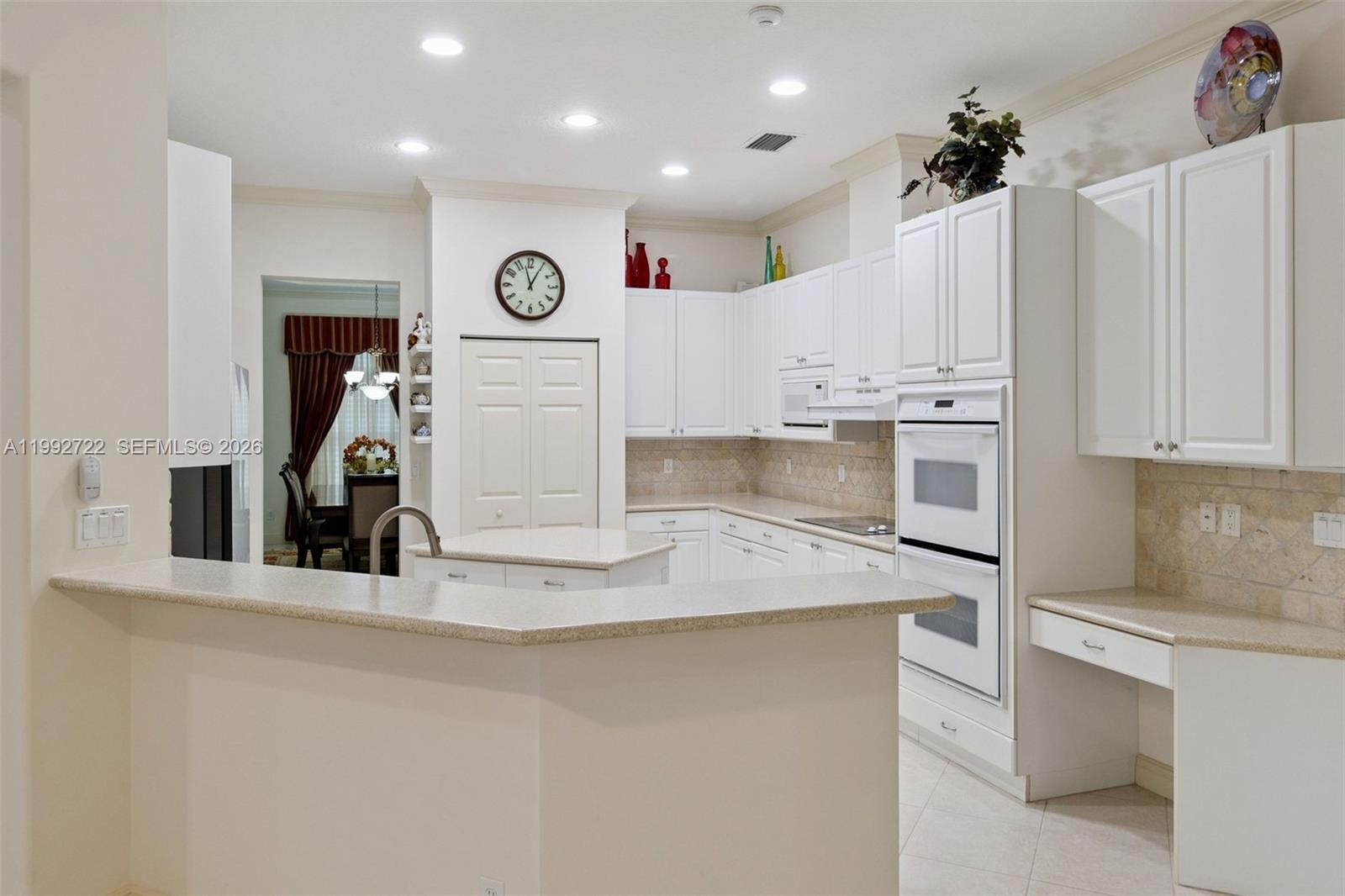 Undisclosed Address Jupiter, FL 33458