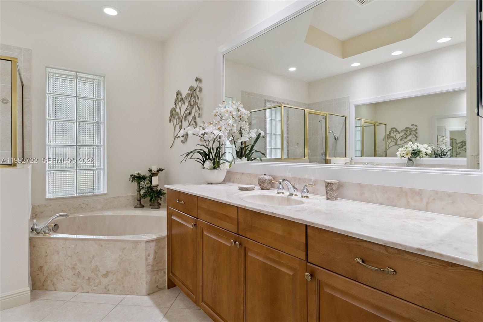 Undisclosed Address Jupiter, FL 33458