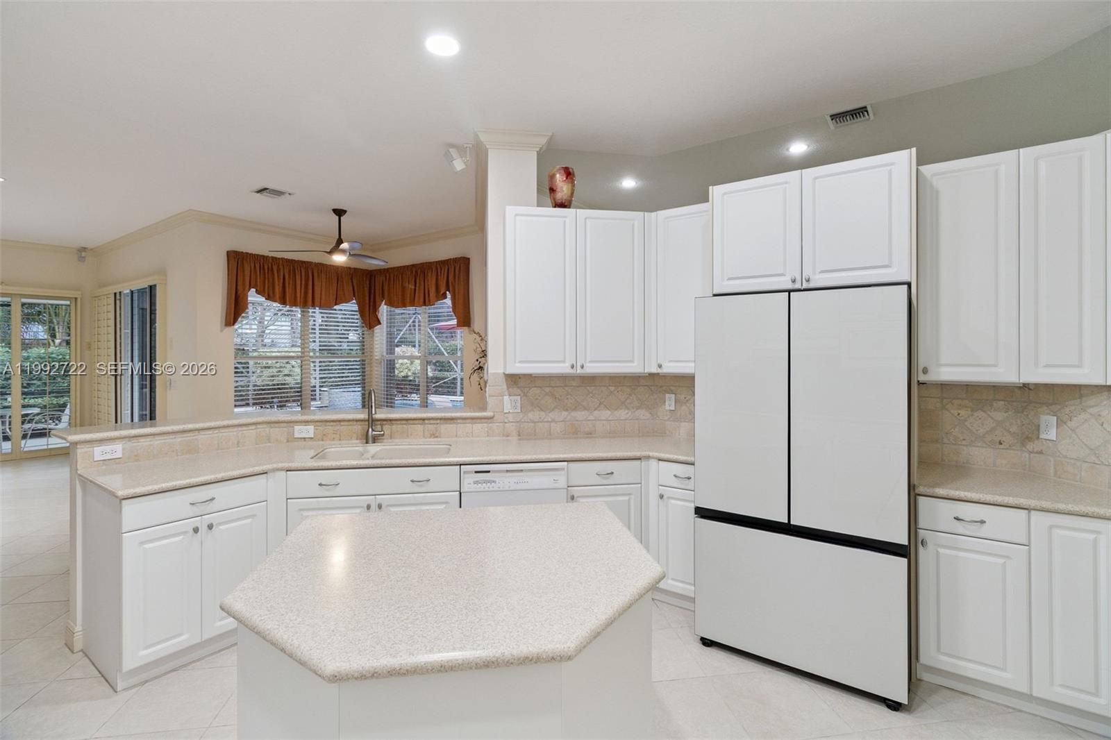 Undisclosed Address Jupiter, FL 33458