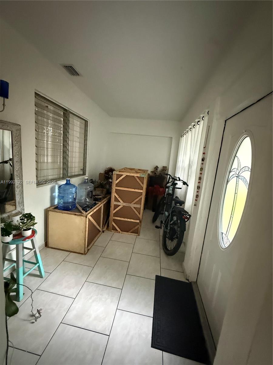 1921 Jefferson St Hollywood, FL 33020