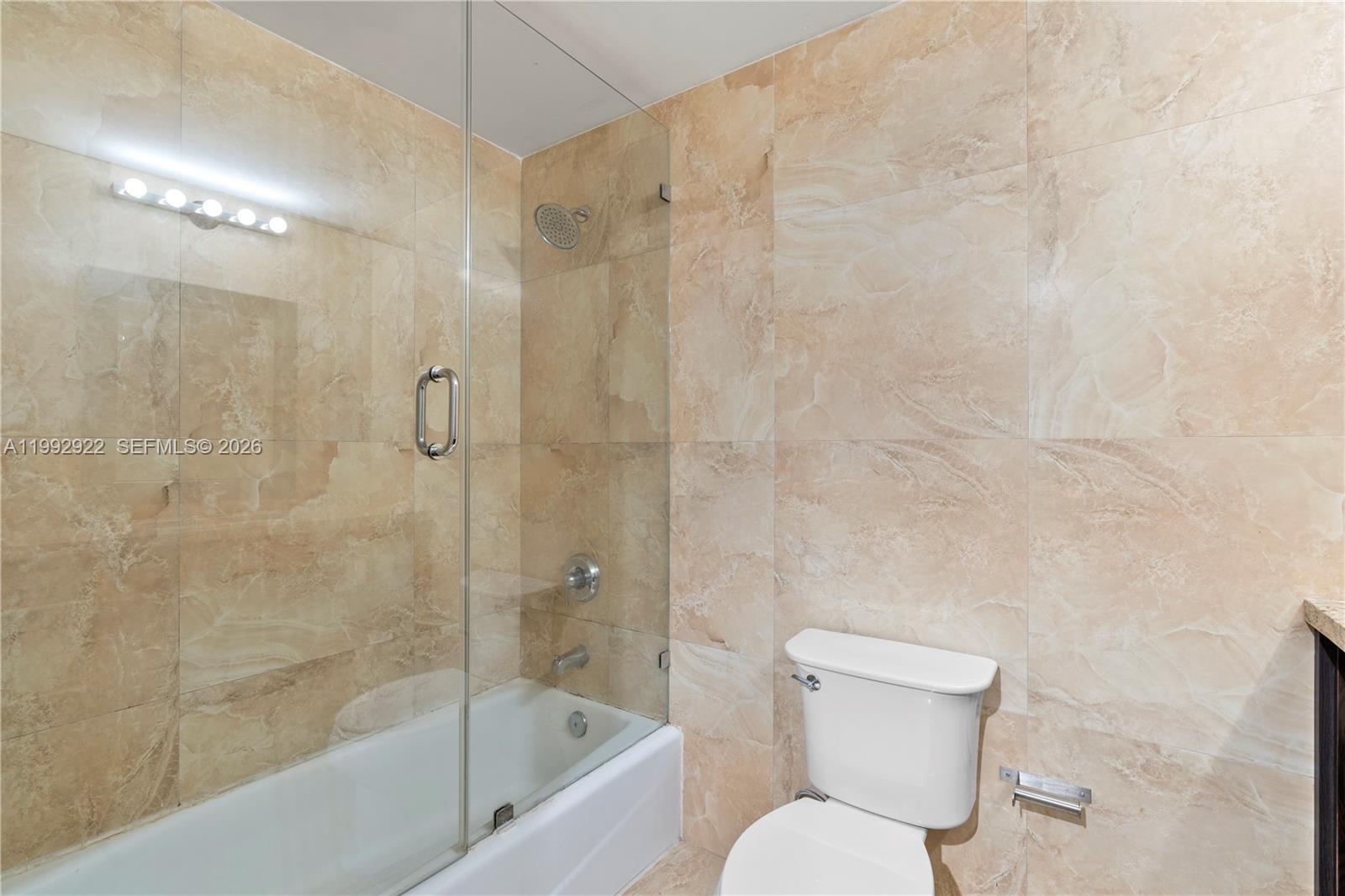 185 SE 14th Ter #2602 Miami, FL 33131