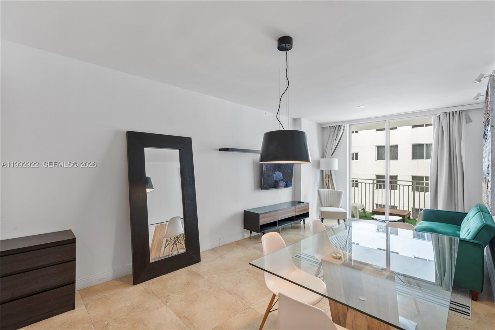 185 SE 14th Ter #2602 Miami, FL 33131