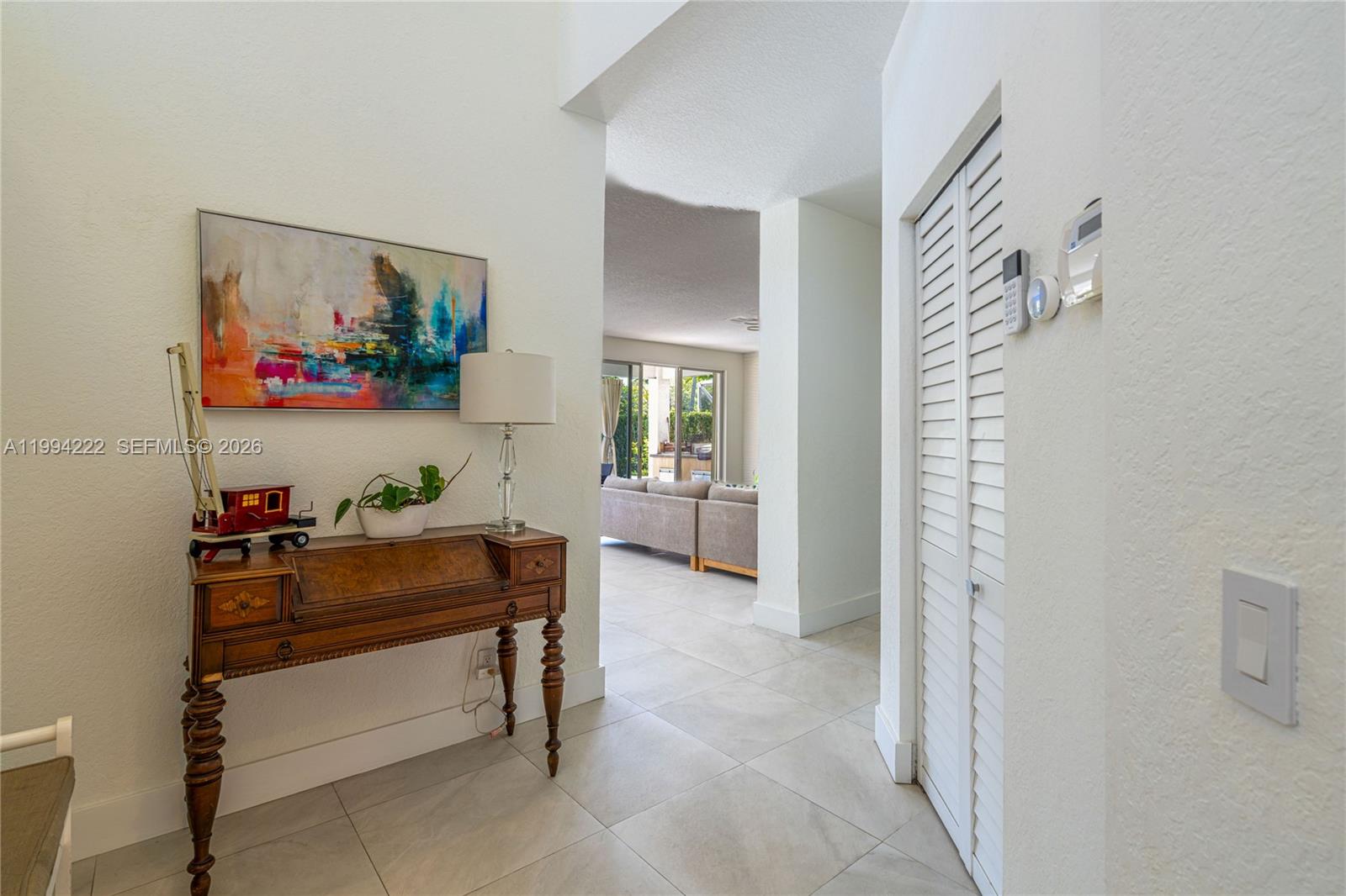 910 Sunflower Cir Weston, FL 33327