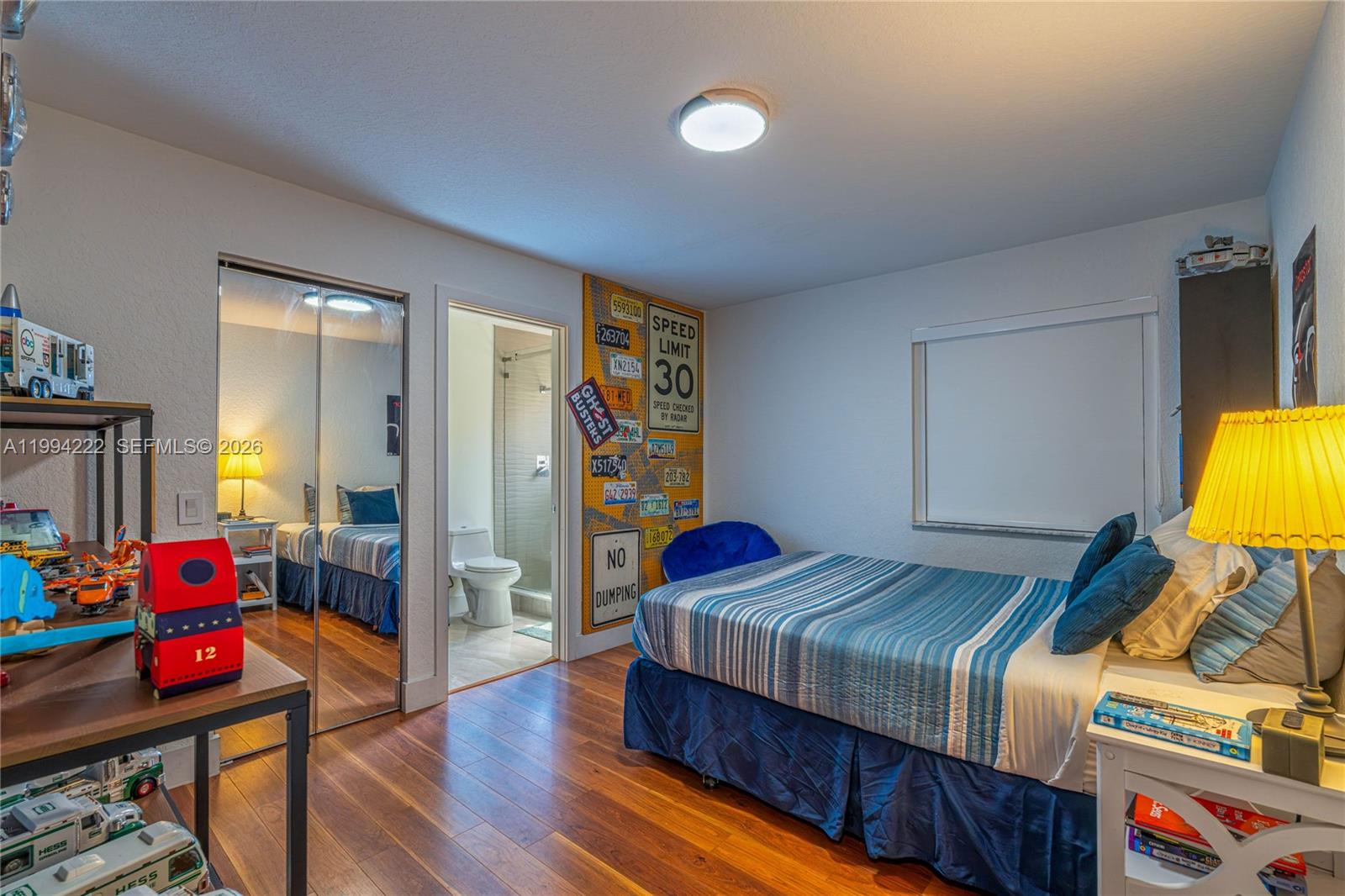 910 Sunflower Cir Weston, FL 33327