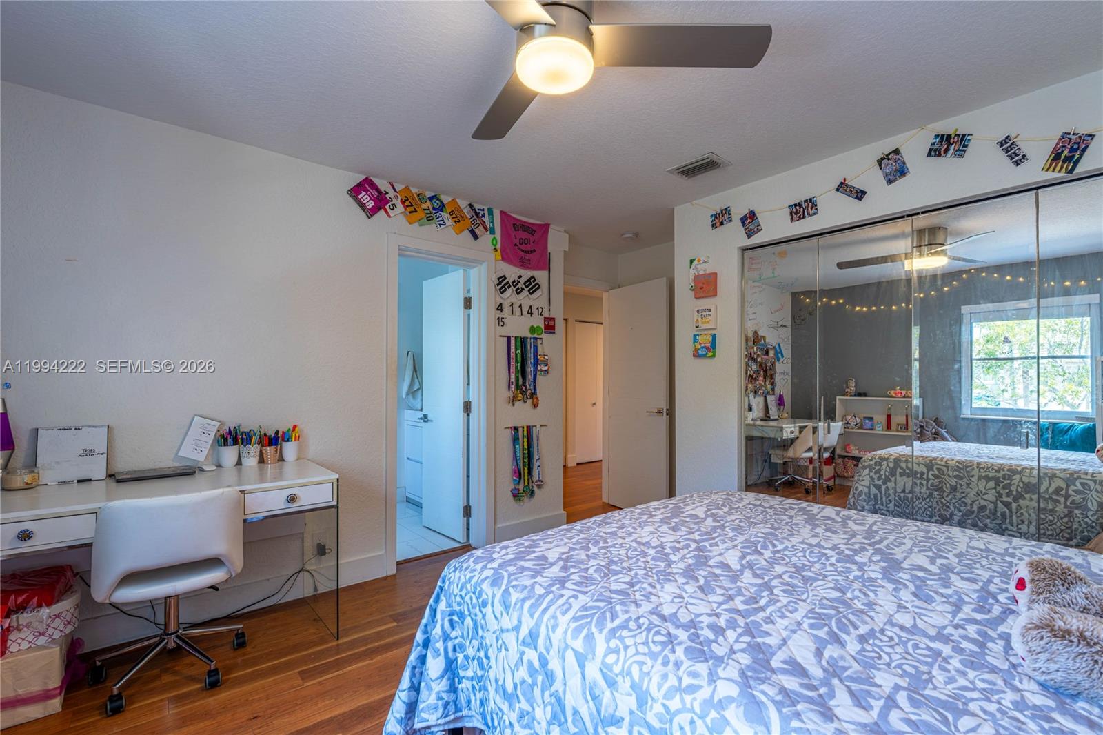 910 Sunflower Cir Weston, FL 33327