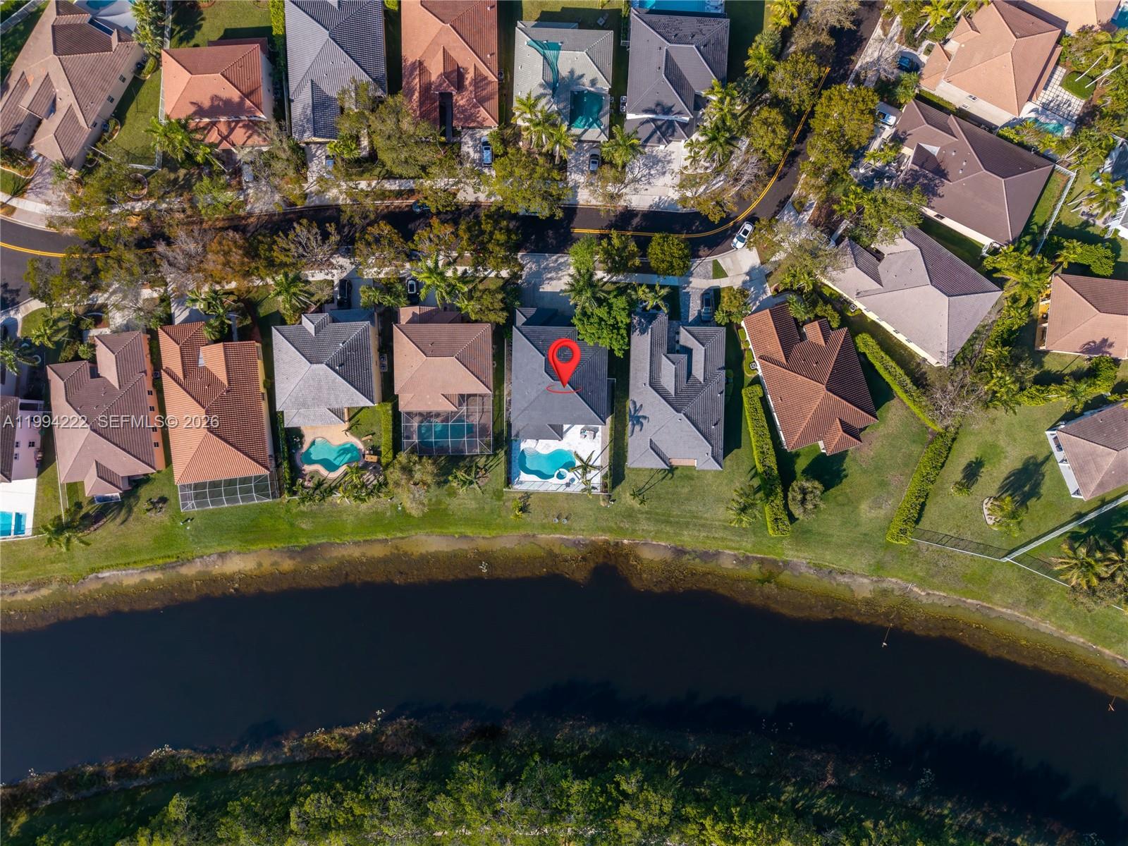 910 Sunflower Cir Weston, FL 33327