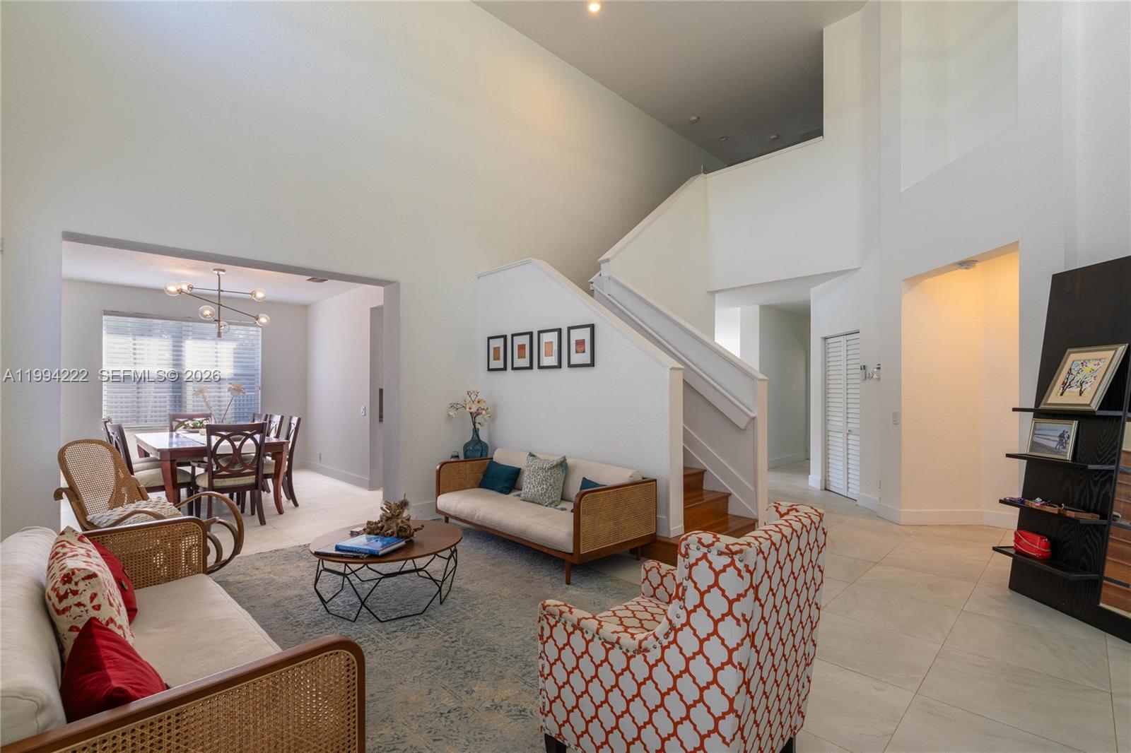 910 Sunflower Cir Weston, FL 33327