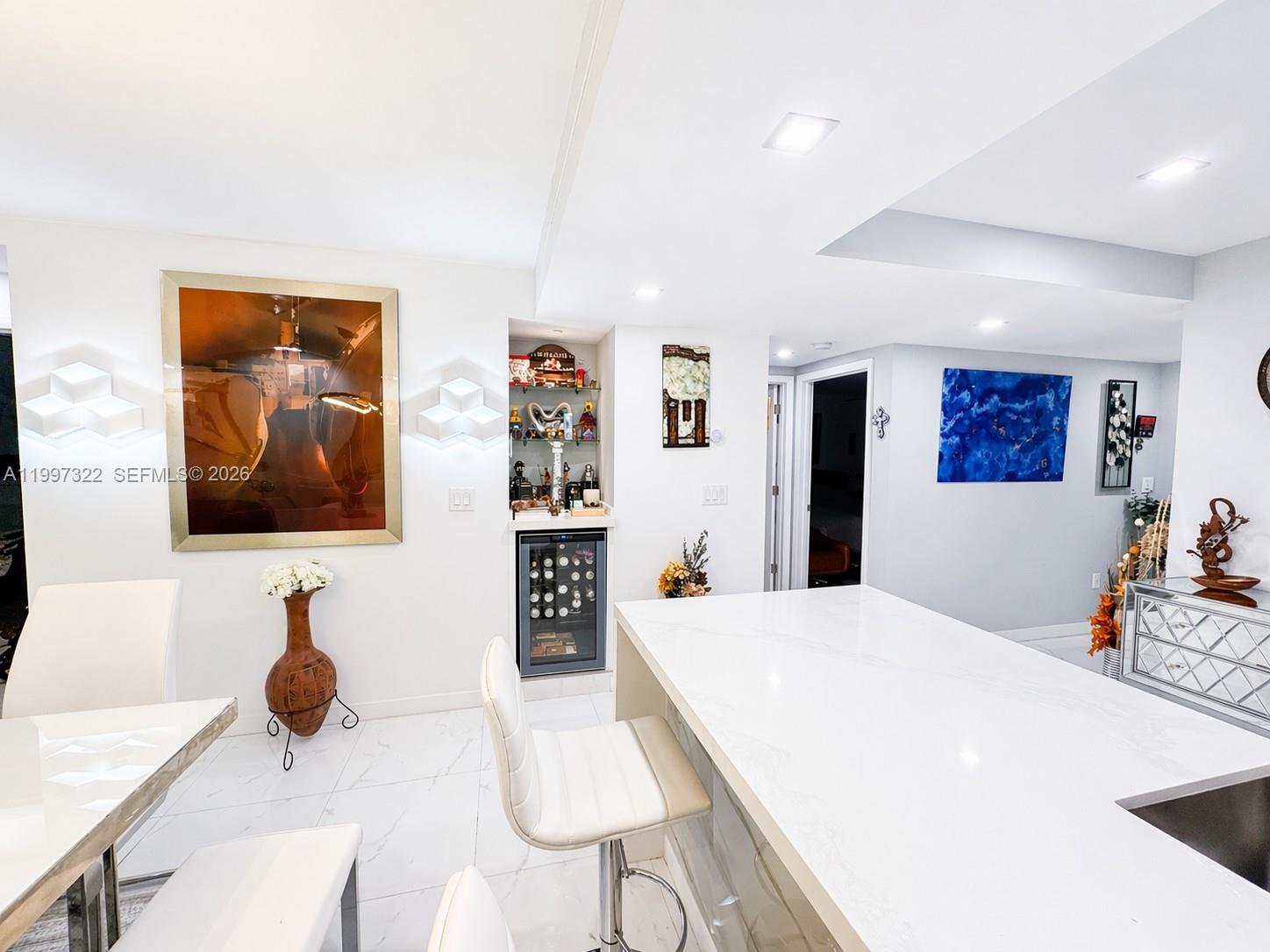 2370 NE 135th St #405 North Miami, FL 33181