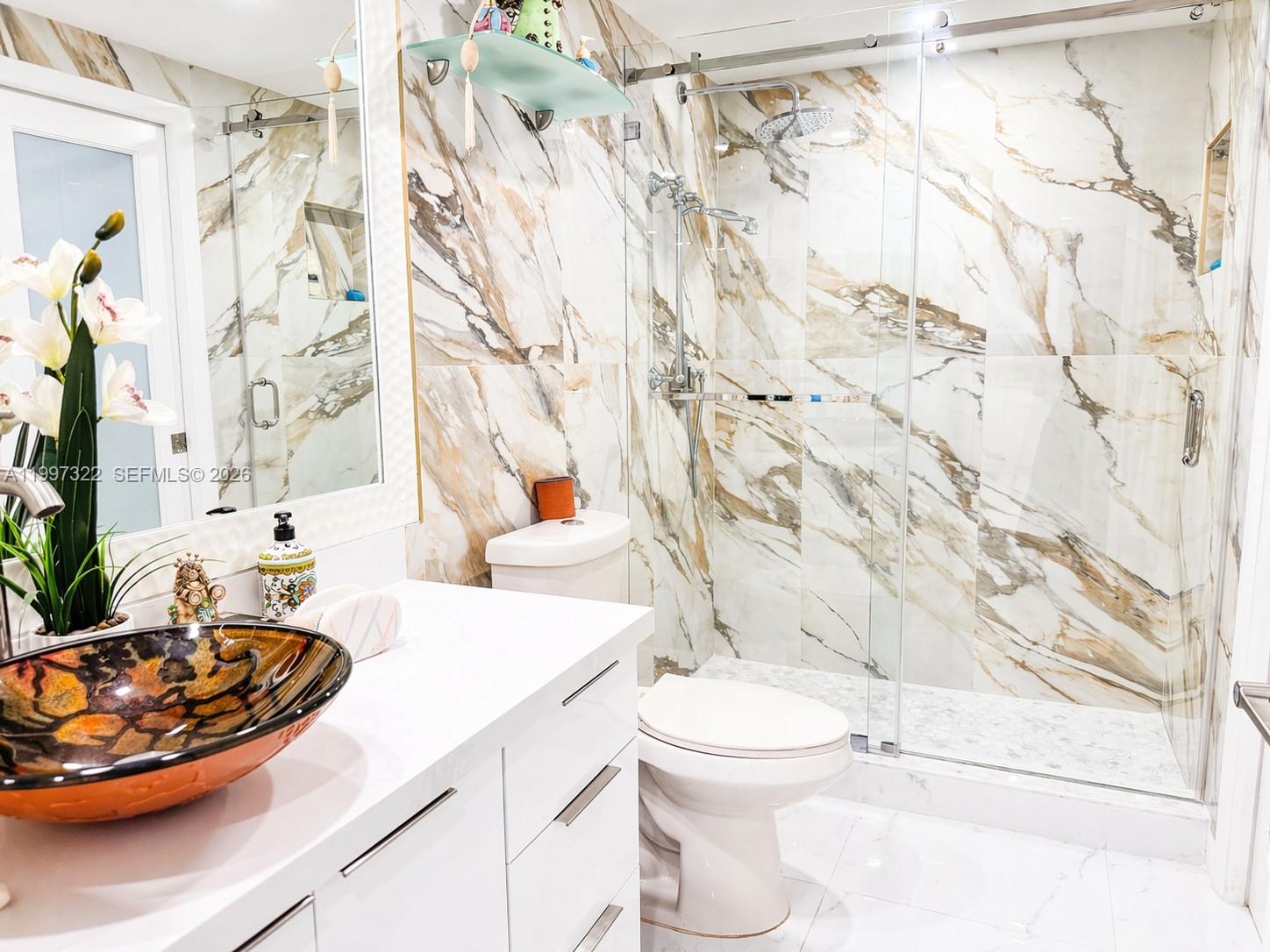 2370 NE 135th St #405 North Miami, FL 33181