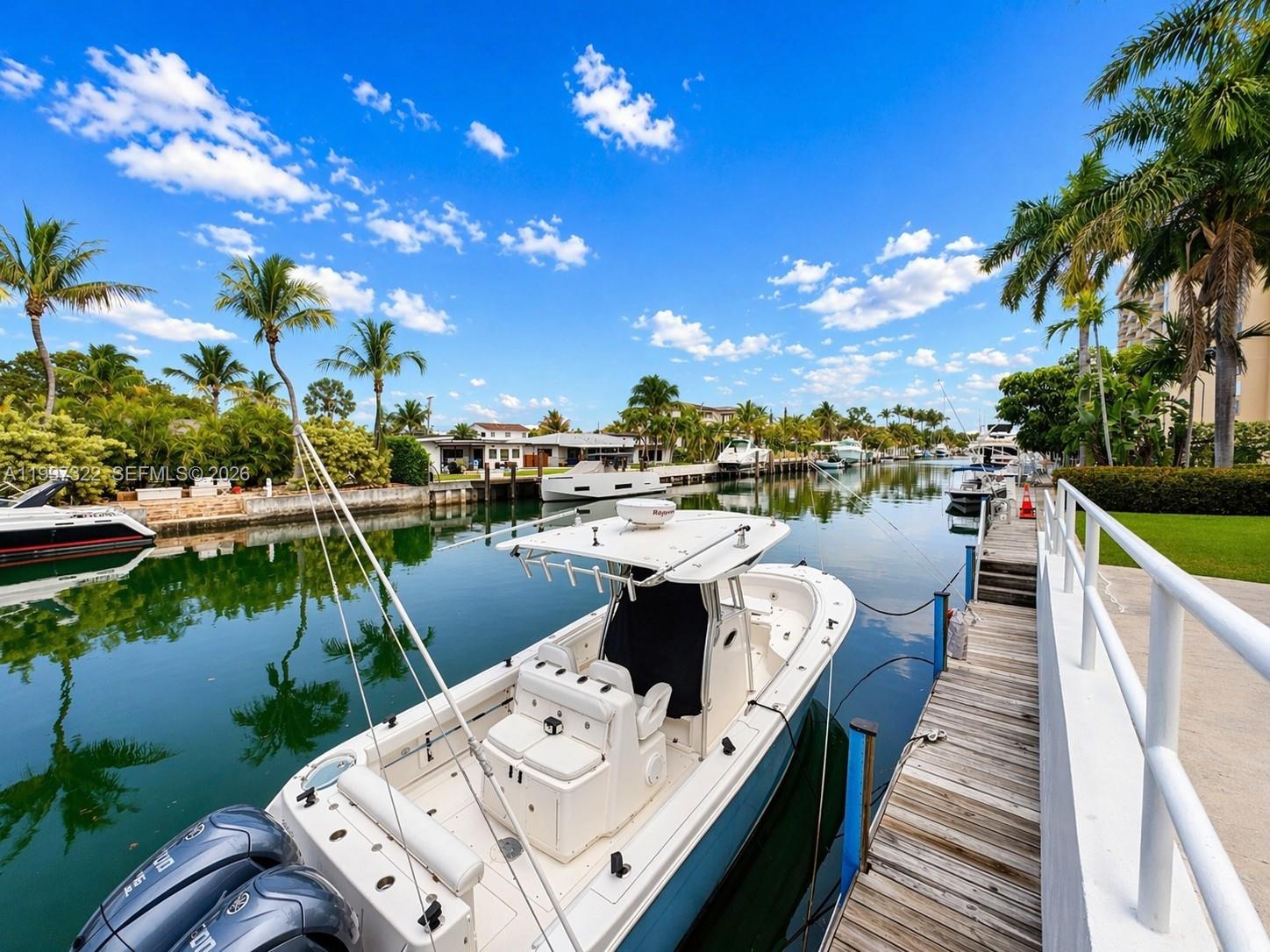 2370 NE 135th St #405 North Miami, FL 33181