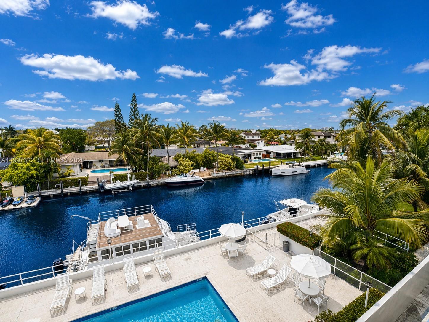 2370 NE 135th St #405 North Miami, FL 33181