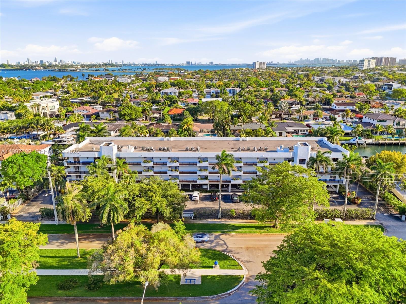 2370 NE 135th St #405 North Miami, FL 33181