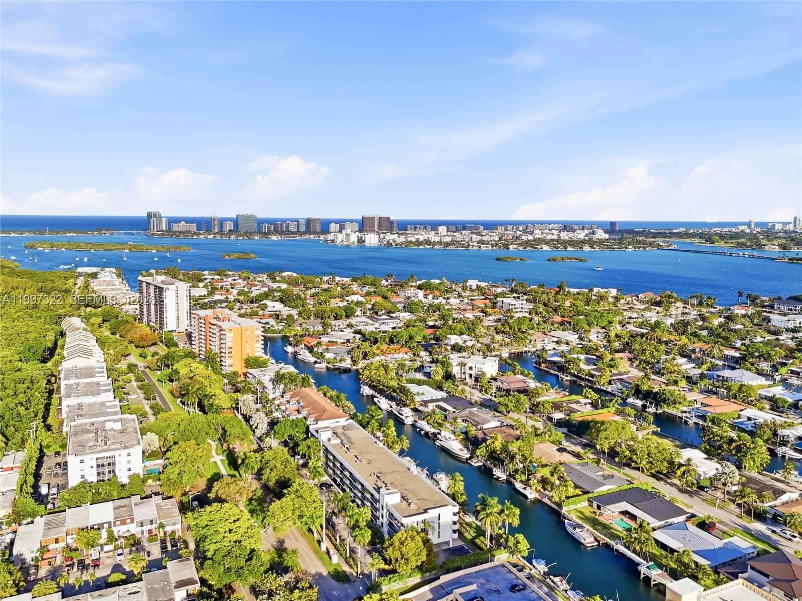 2370 NE 135th St #405 North Miami, FL 33181