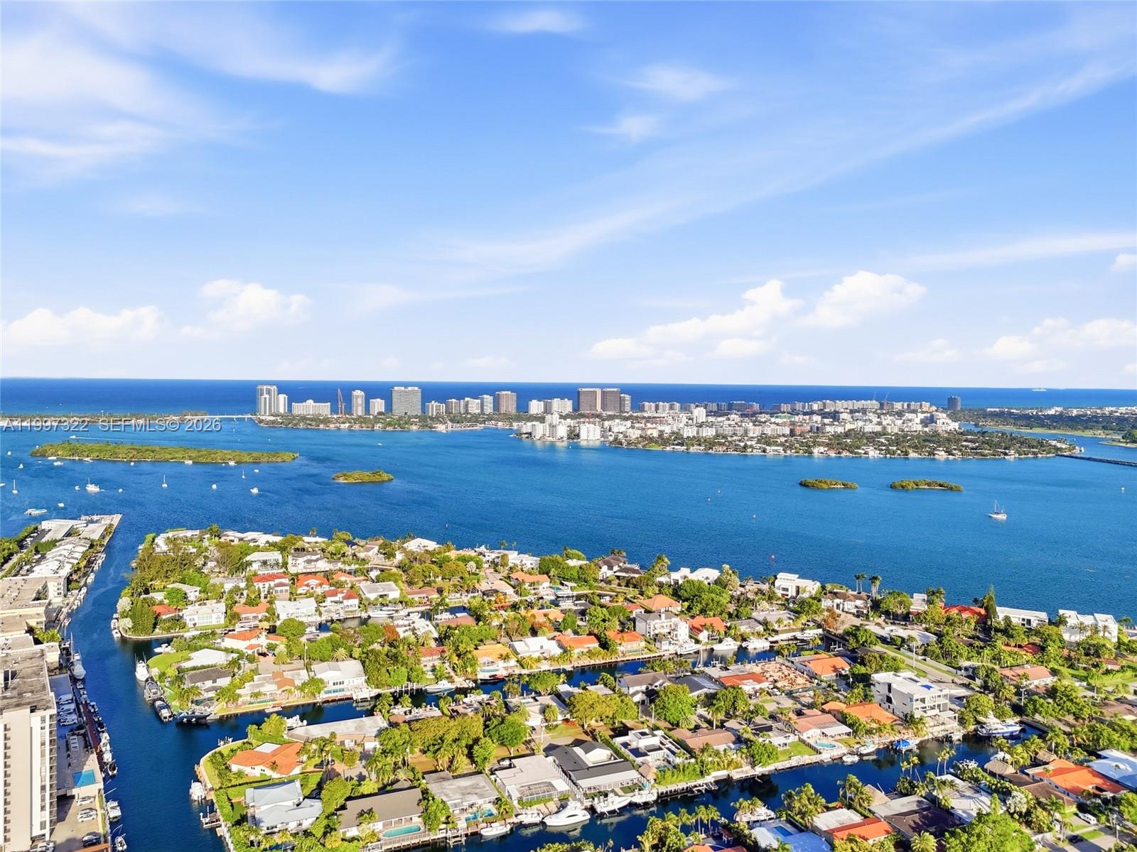2370 NE 135th St #405 North Miami, FL 33181