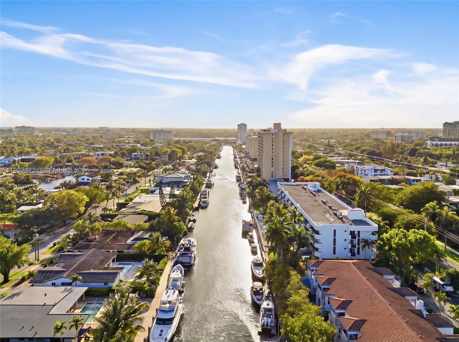 2370 NE 135th St #405 North Miami, FL 33181