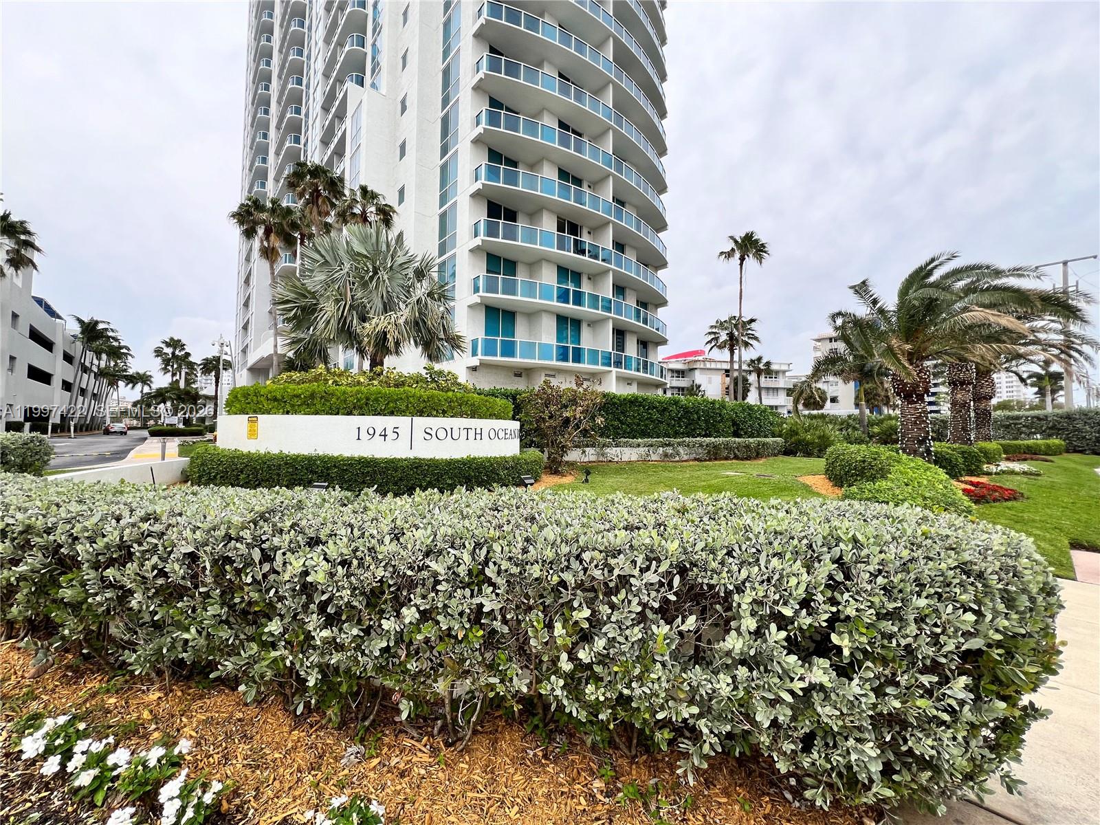 image Ocean Marine Yacht Club44