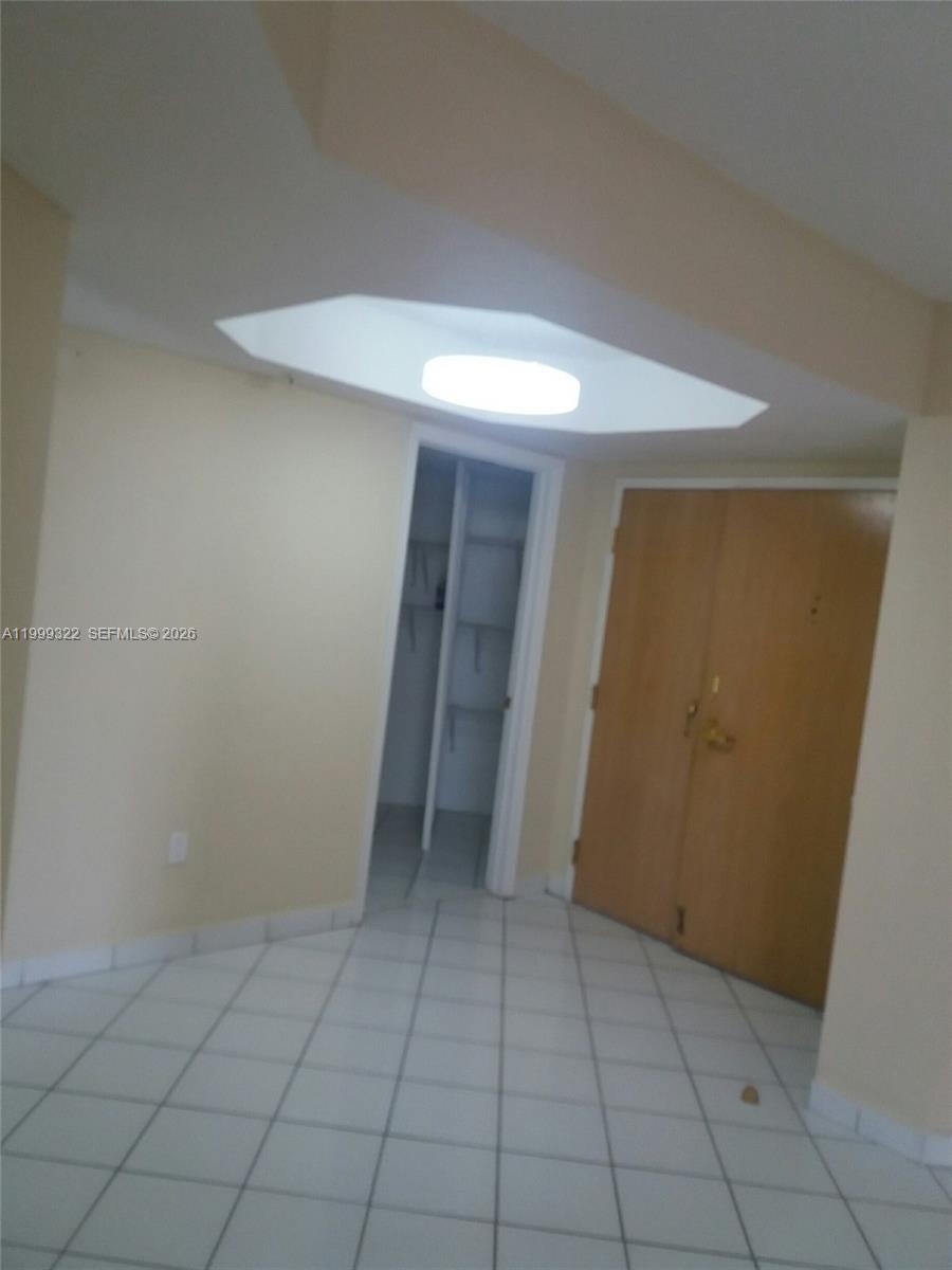 17275 Collins Ave #801 Sunny Isles Beach, FL 33160