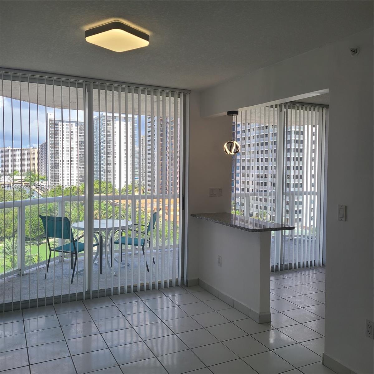 17275 Collins Ave #801 Sunny Isles Beach, FL 33160