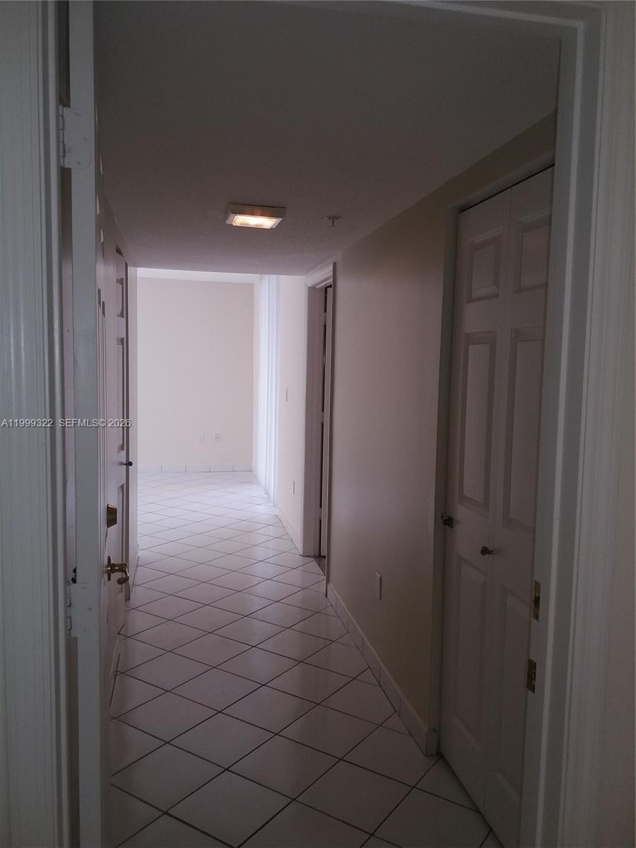 17275 Collins Ave #801 Sunny Isles Beach, FL 33160